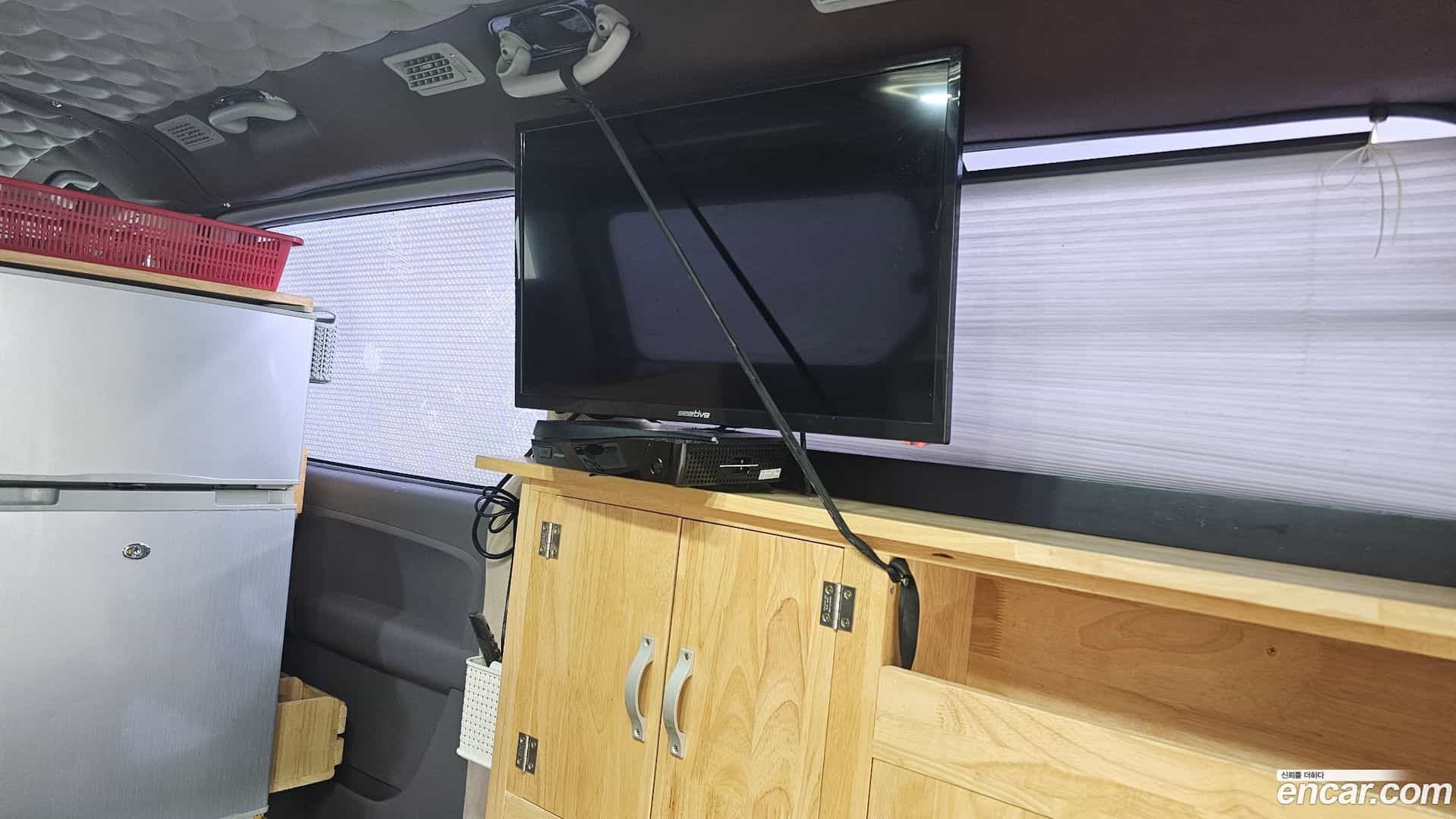Starex Hyundai 2018.6-OPTION-021