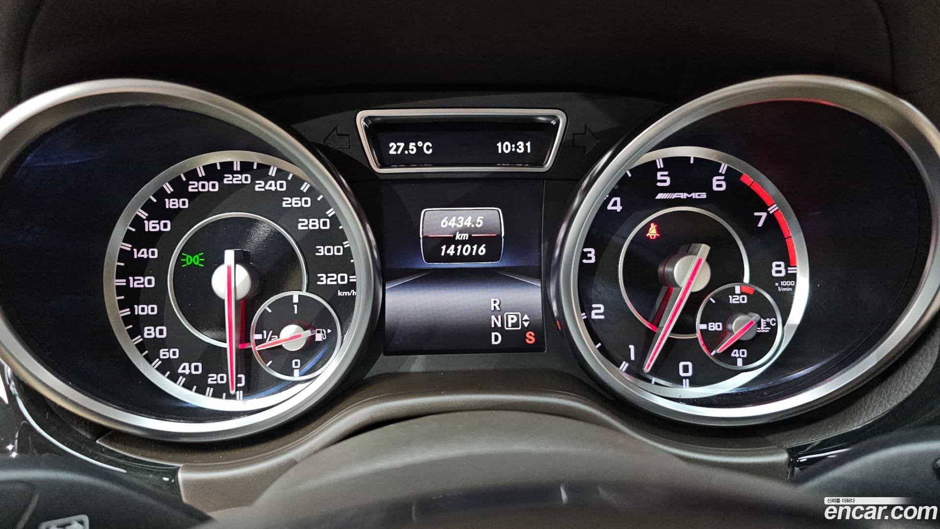 M-class Mercedes-Benz 2014.10-INNER-008