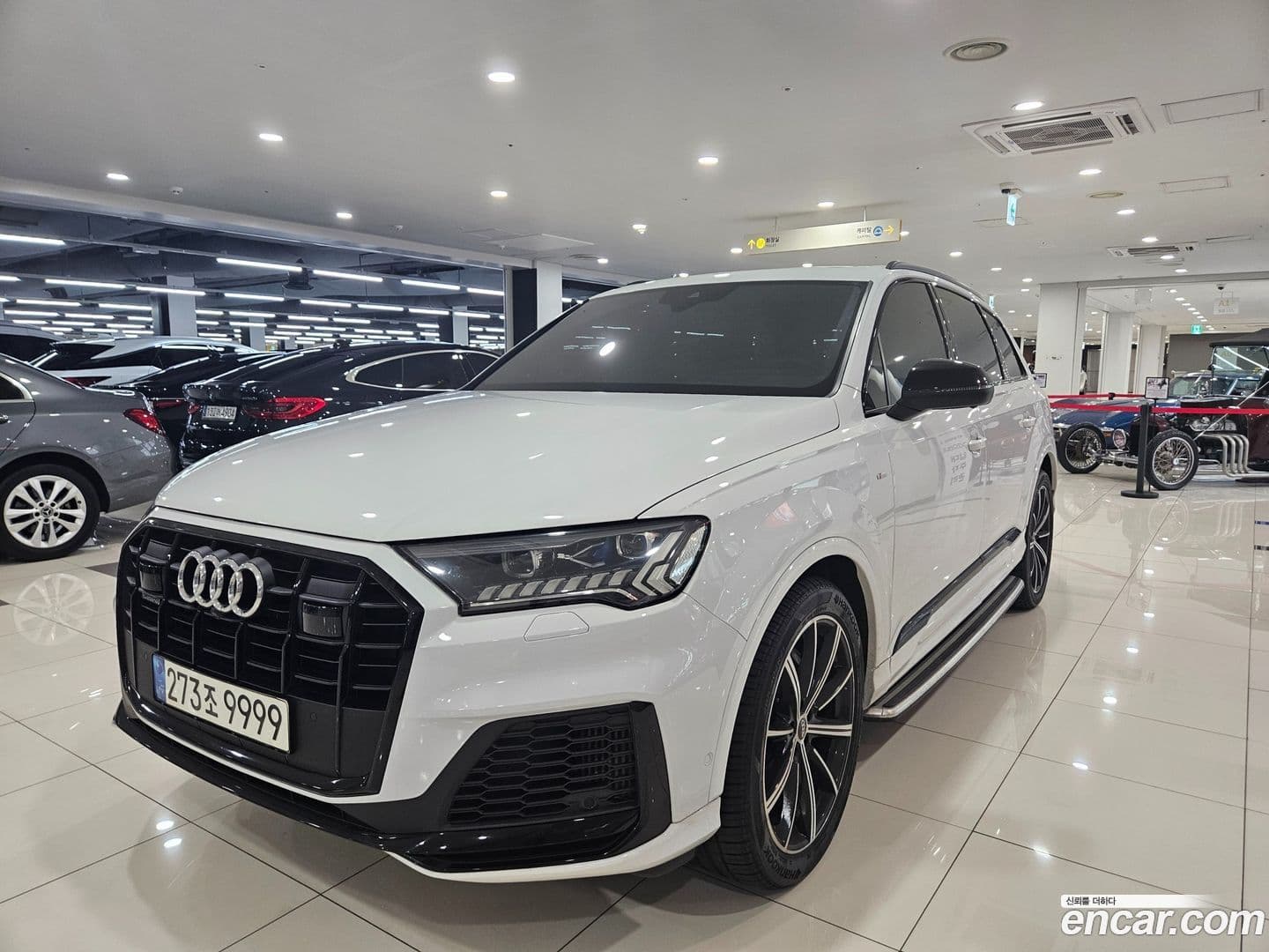 Main__Slider__Photo:Q7 Audi 2021.1-0
