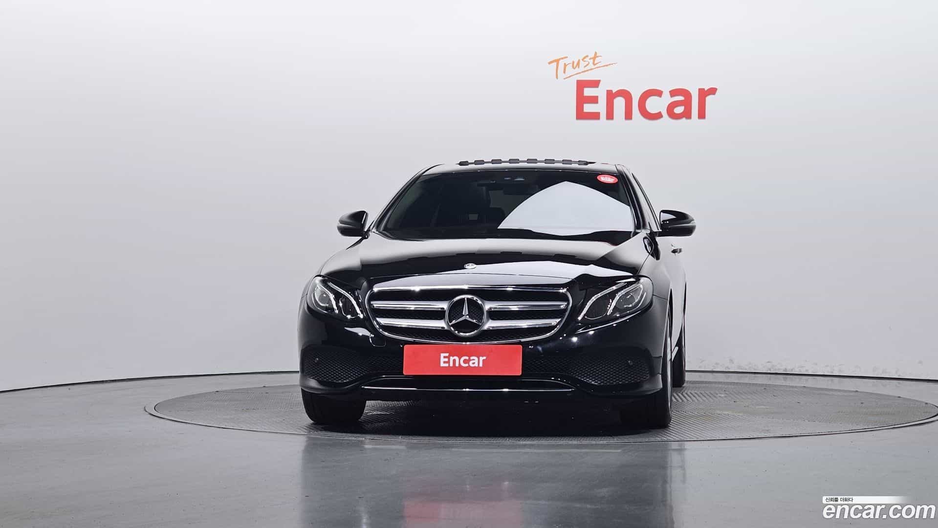 E-Class Mercedes-Benz 2017.8-OUTER-003