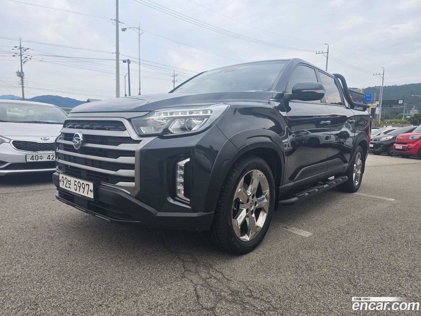 Main__Slider__Photo:Rexton KG Mobility 2021.5-0