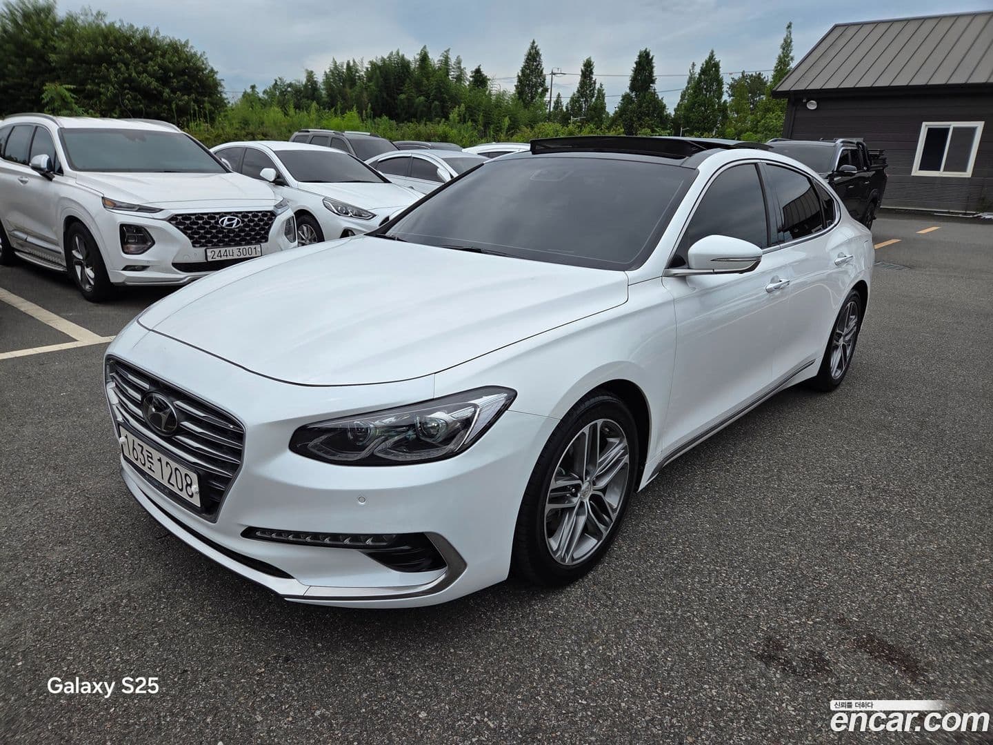 Main__Slider__Photo:Grandeur Hyundai 2018.5-0