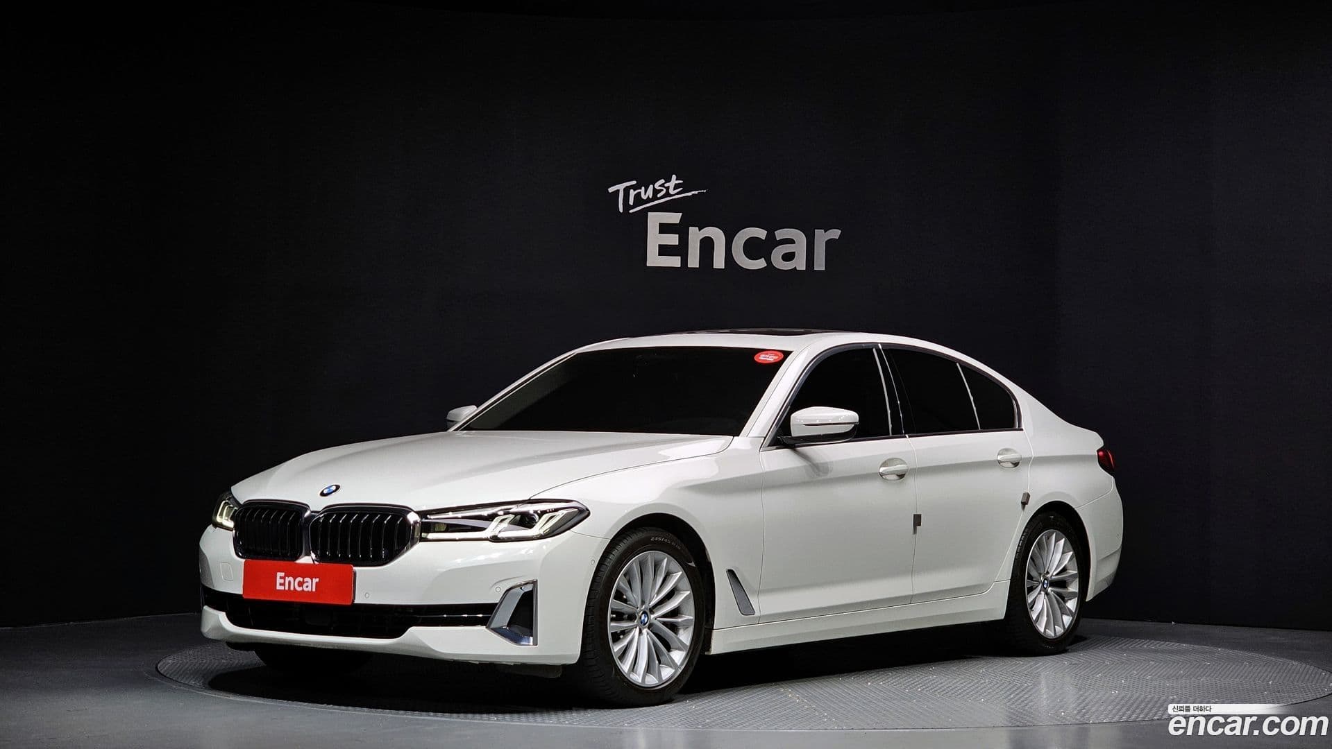 Main__Slider__Photo:5-Series BMW 2020.11-0