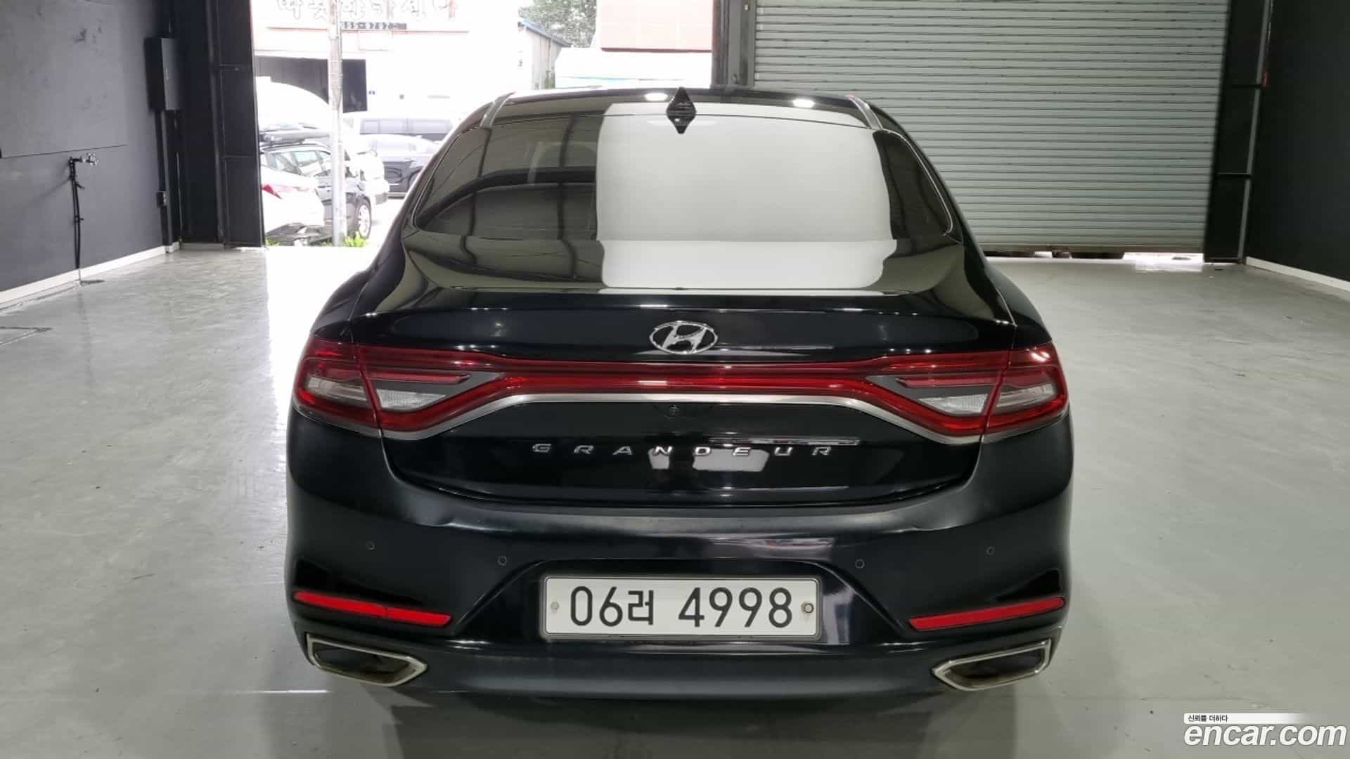 Grandeur Hyundai 2017.2-OUTER-004