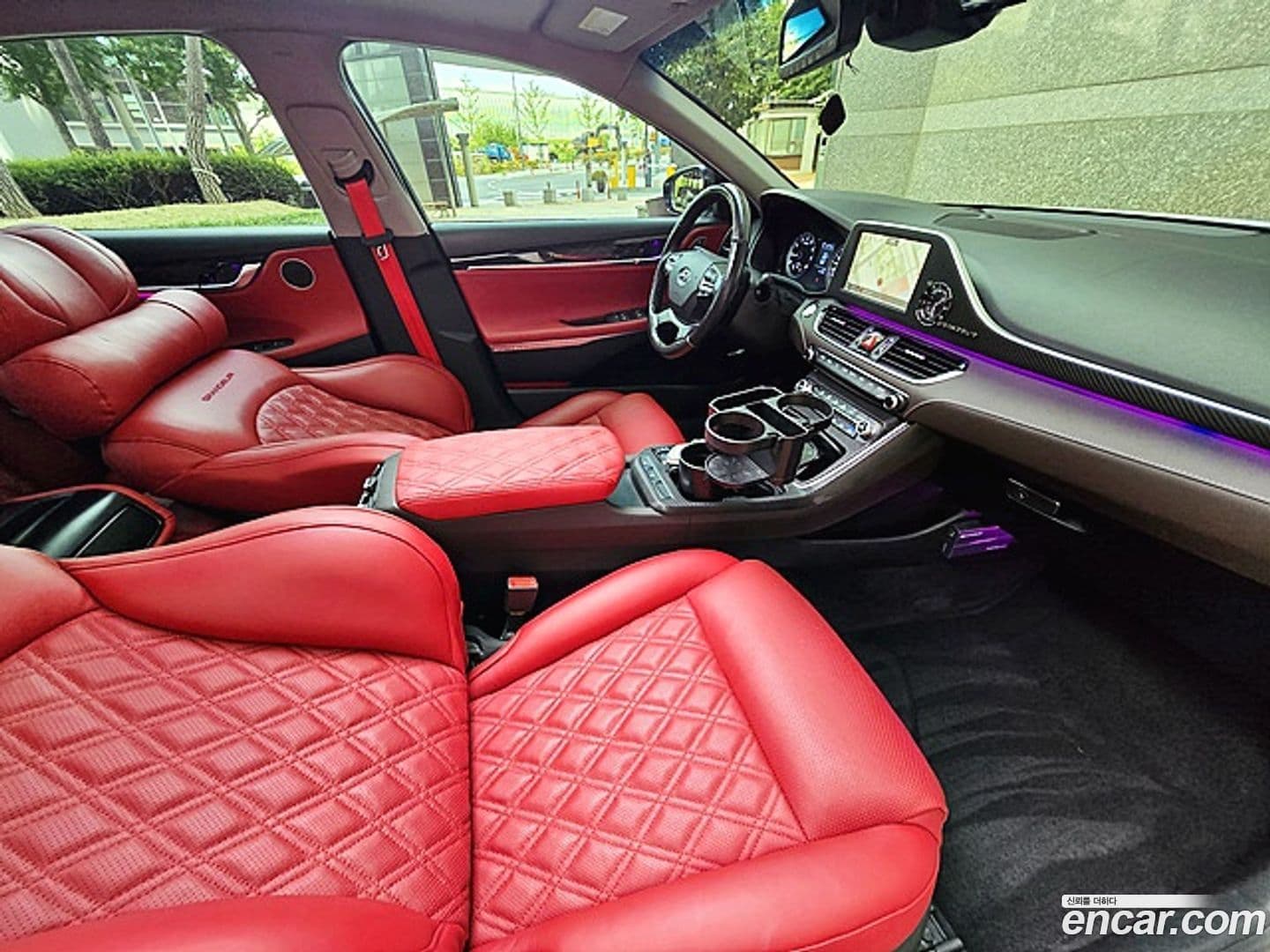 Main__Slider__Photo:Grandeur Hyundai 2019.5-14
