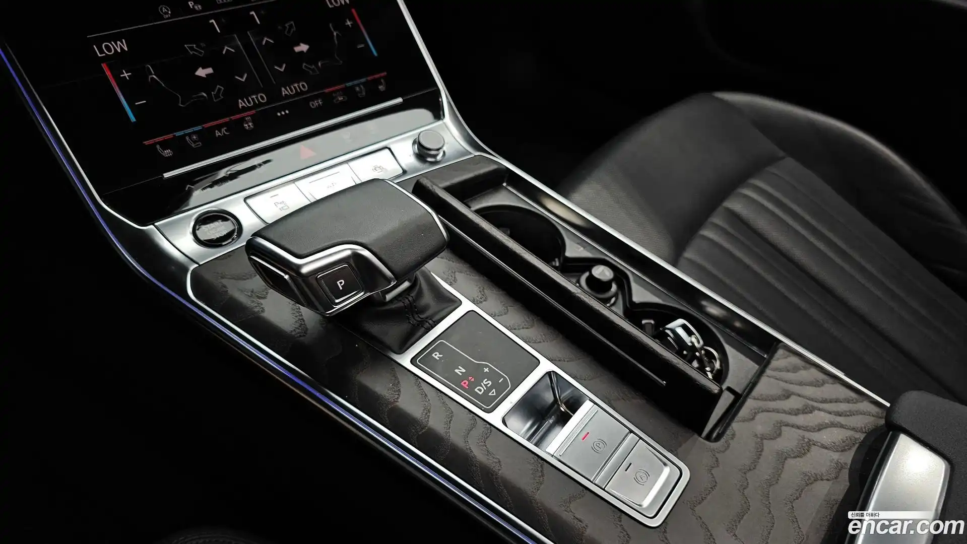 A6 Audi 2021.11-INNER-009