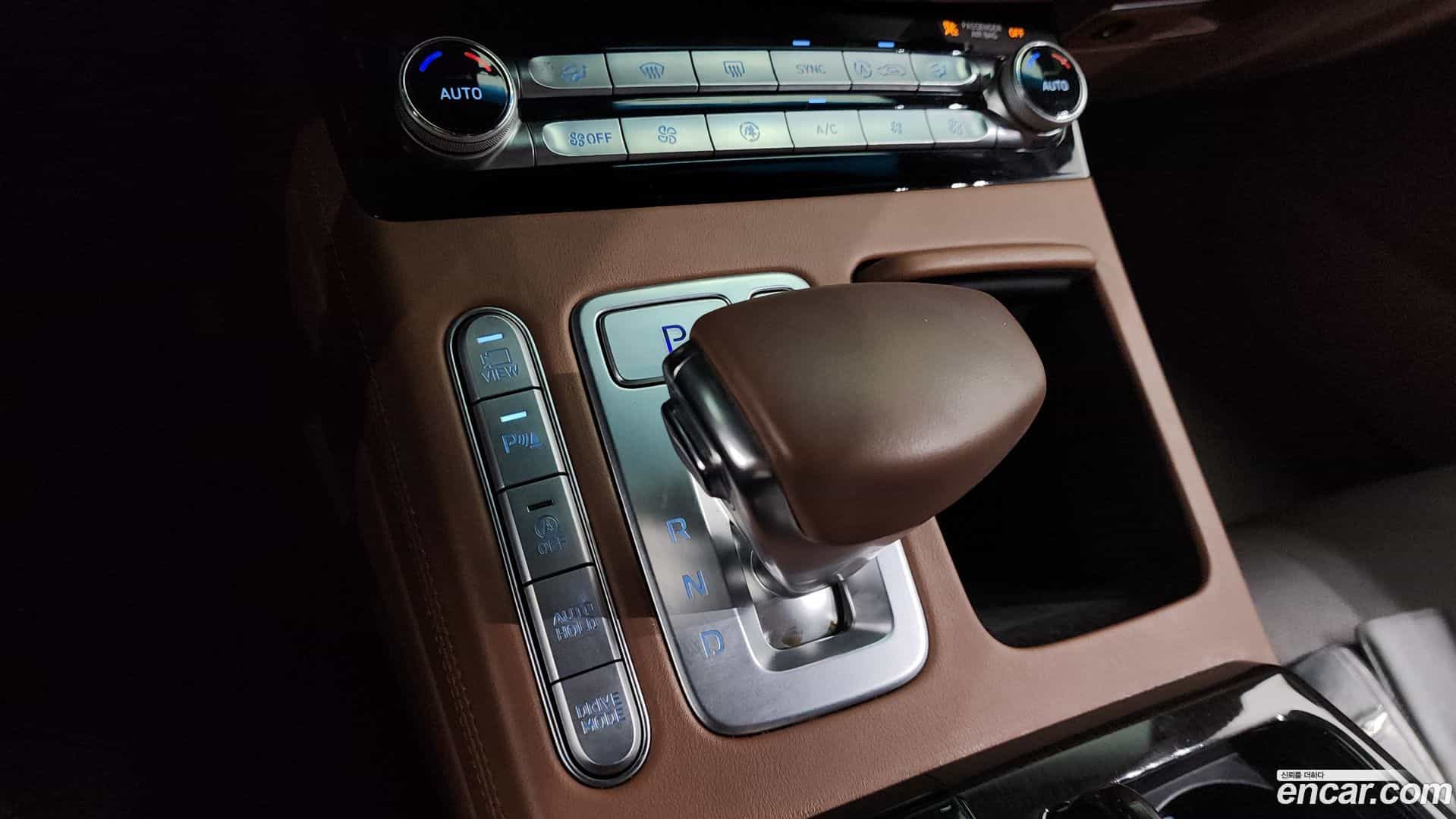 G90 Genesis 2018.11-INNER-009