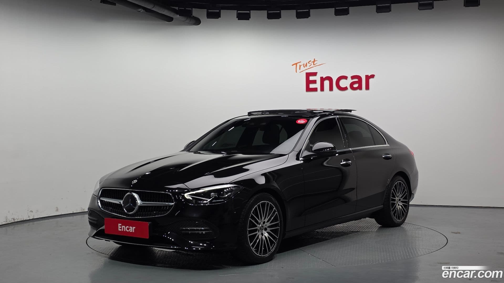 Main__Slider__Photo:C-Class Mercedes-Benz 2024.1-0