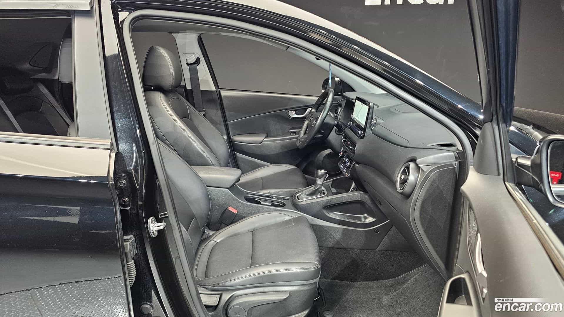 Kona Hyundai 2021.11-INNER-010