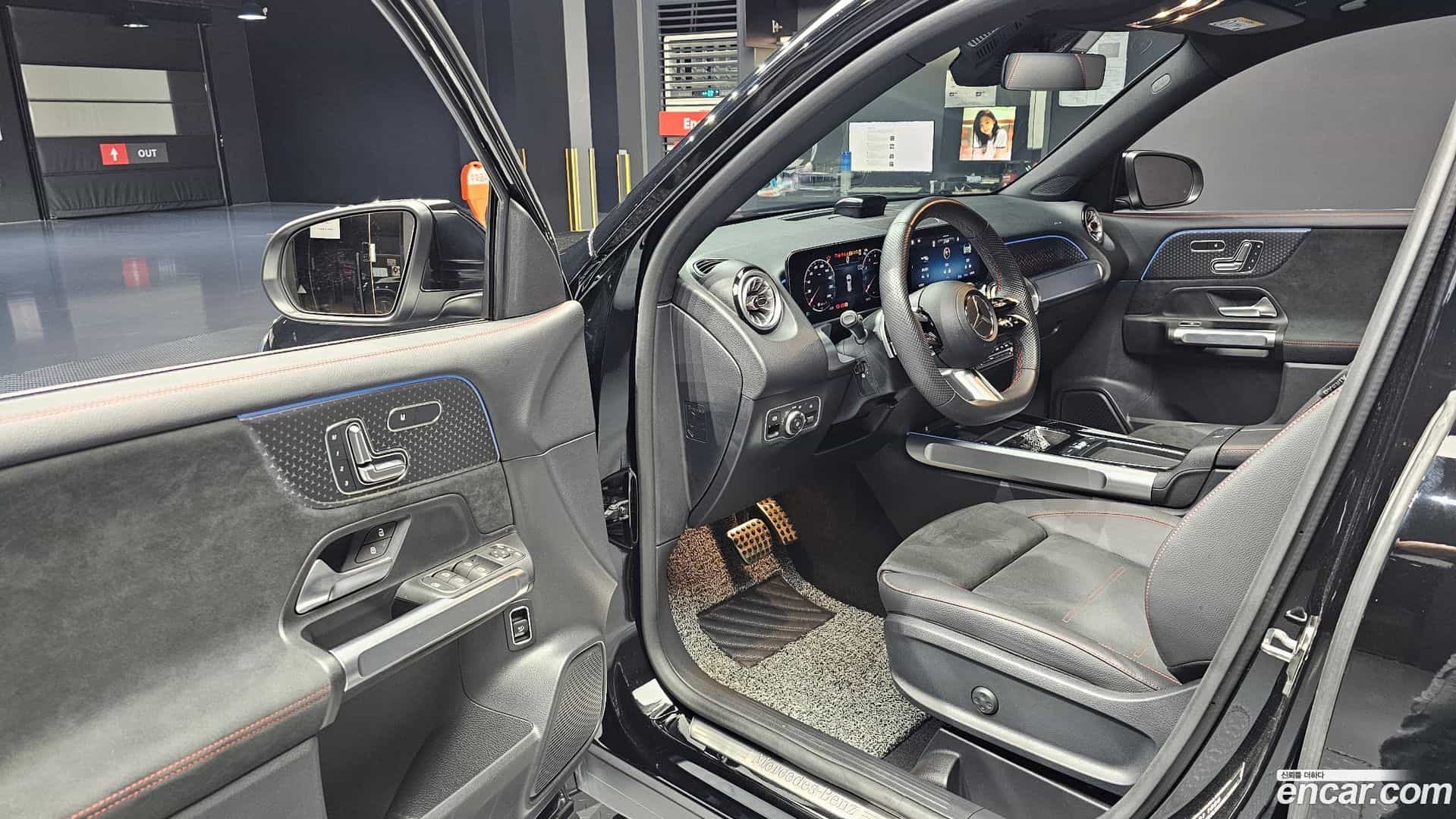 GLB-Class Mercedes-Benz 2024.5-OPTION-015