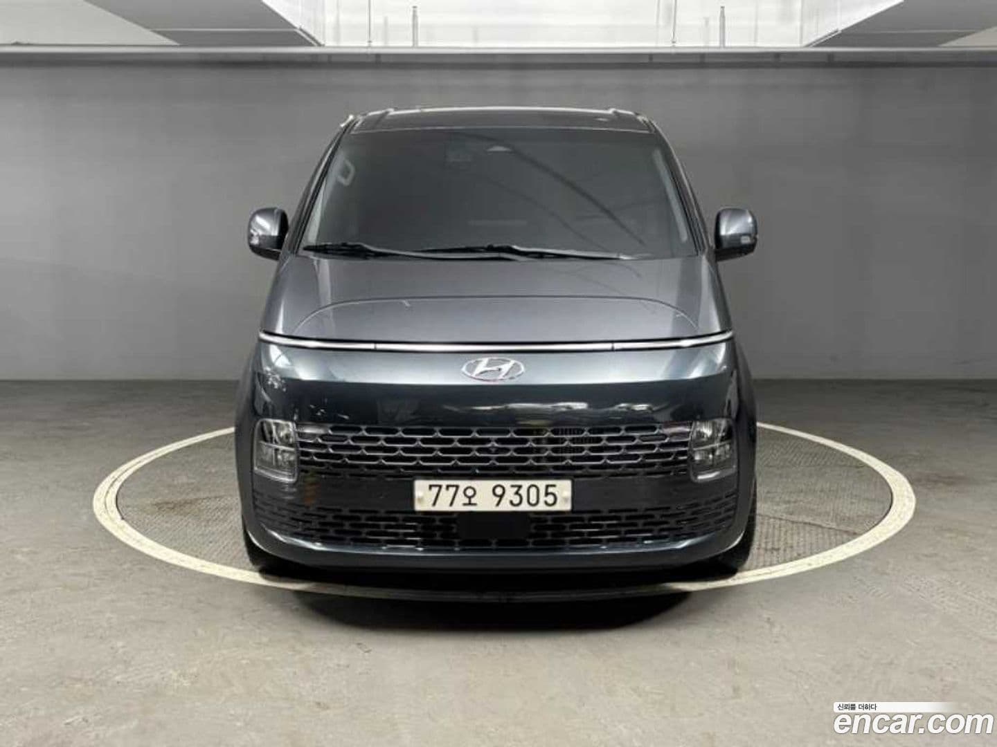 Main__Slider__Photo:Staria Hyundai 2021.5-0