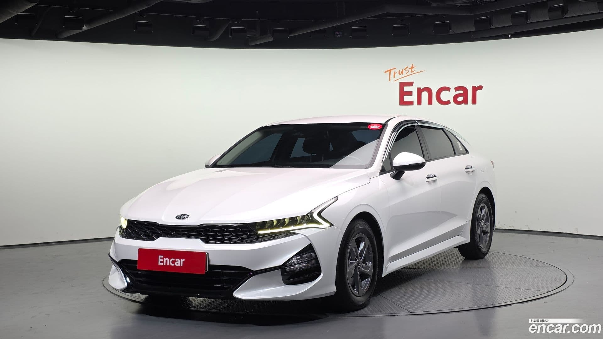 Main__Slider__Photo:K5 Kia 2021.2-0
