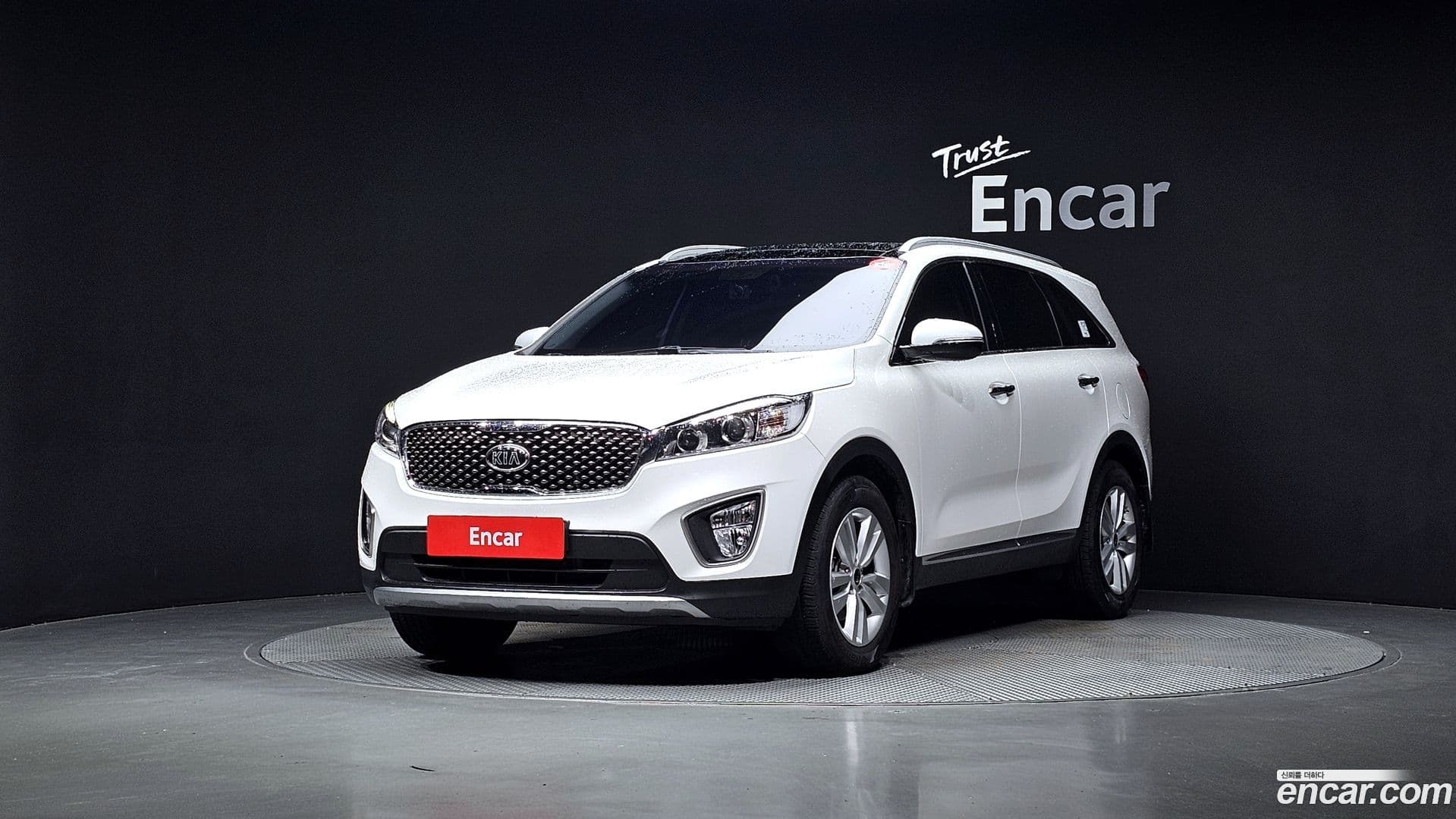 Main__Slider__Photo:Sorento Kia 2016.9-0