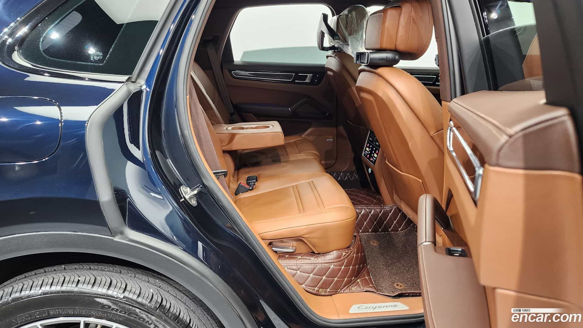 Cayenne Porsche 2019.2-OPTION-016