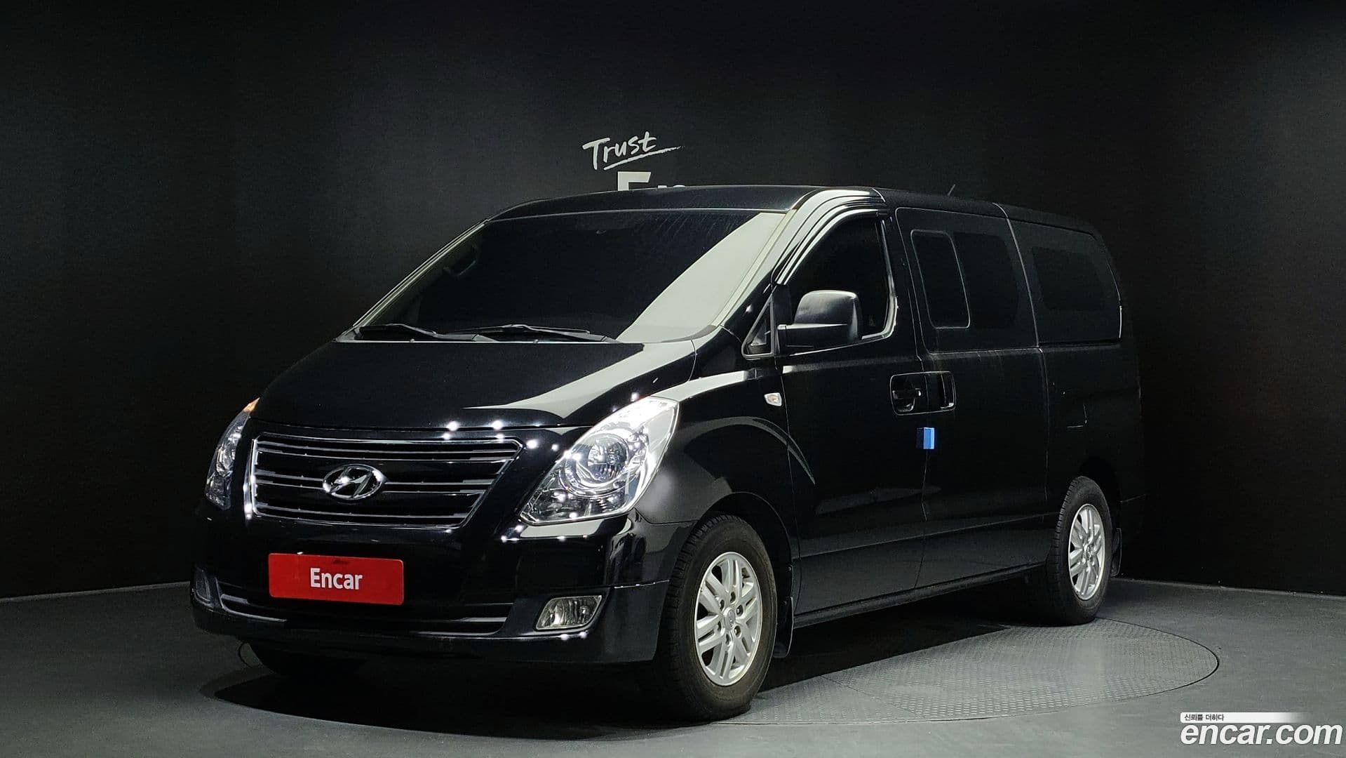 Main__Slider__Photo:Starex Hyundai 2016.3-0