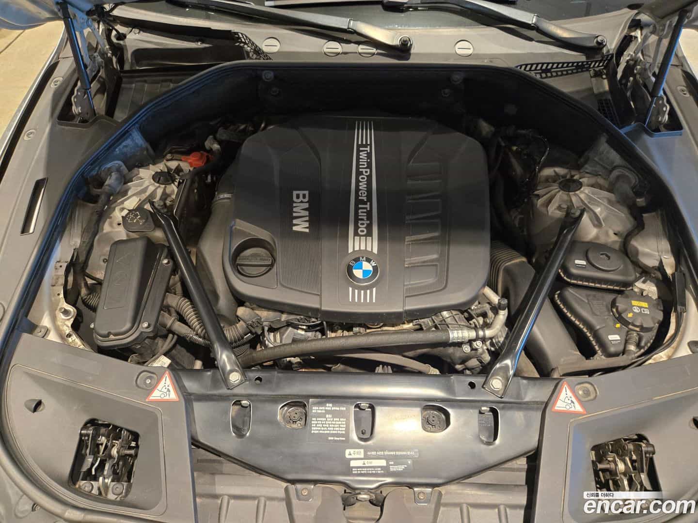 Gran Turismo BMW 2015.2-INNER-006