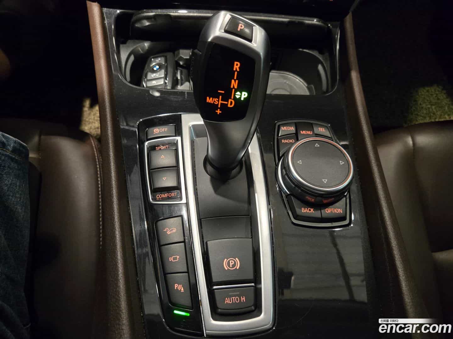 Gran Turismo BMW 2015.2-INNER-009