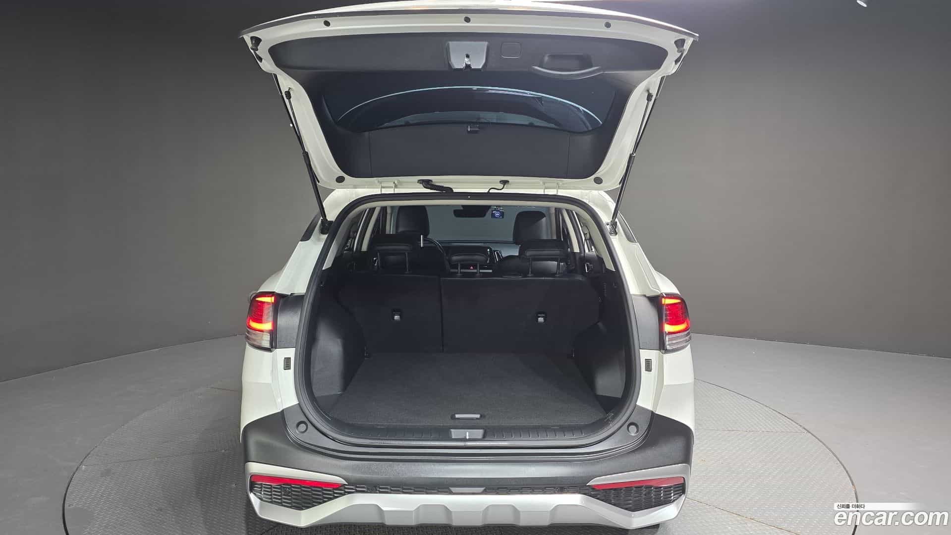 Sportage Kia 2023.6-OPTION-024