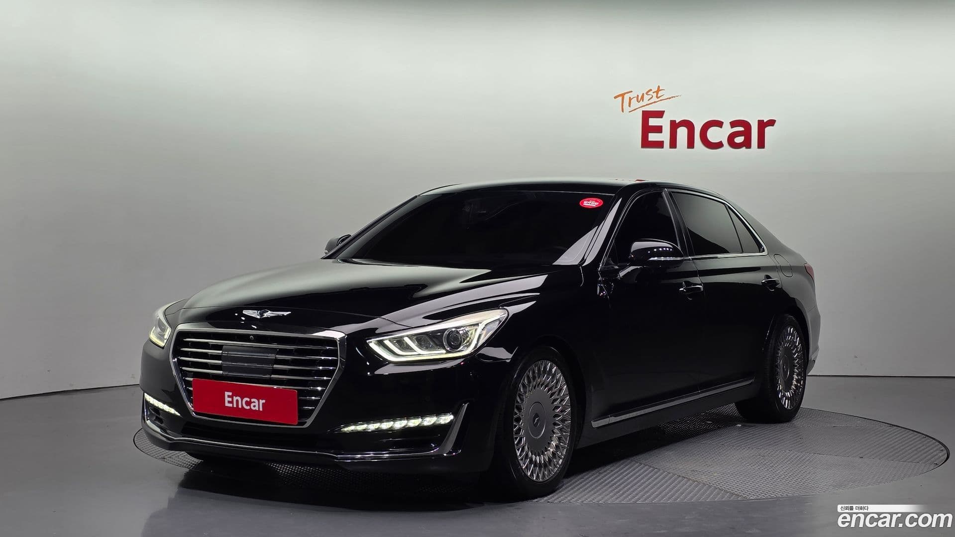 Main__Slider__Photo:EQ900 Genesis 2016.5-0