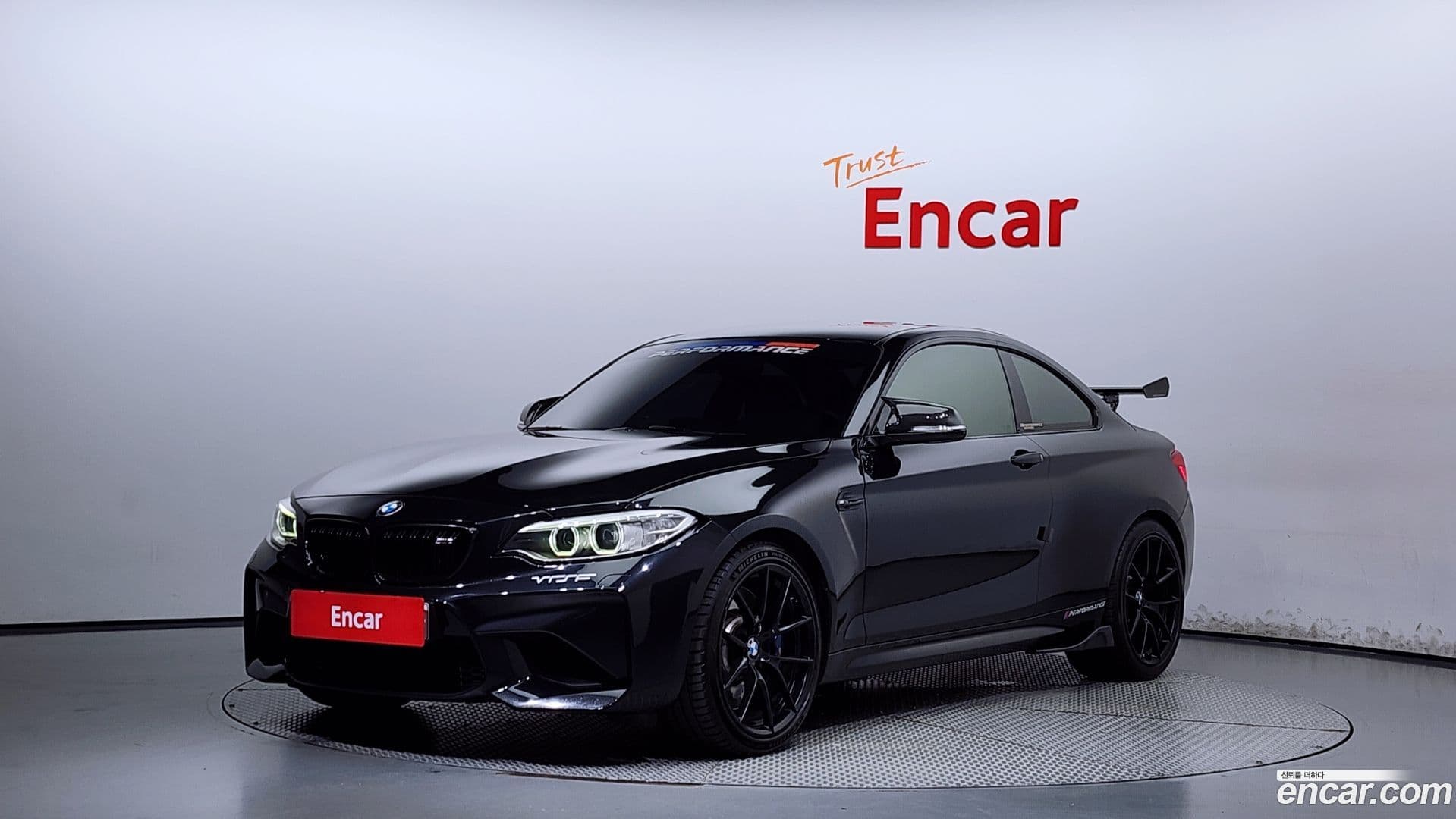 Main__Slider__Photo:M2 BMW 2017.6-0