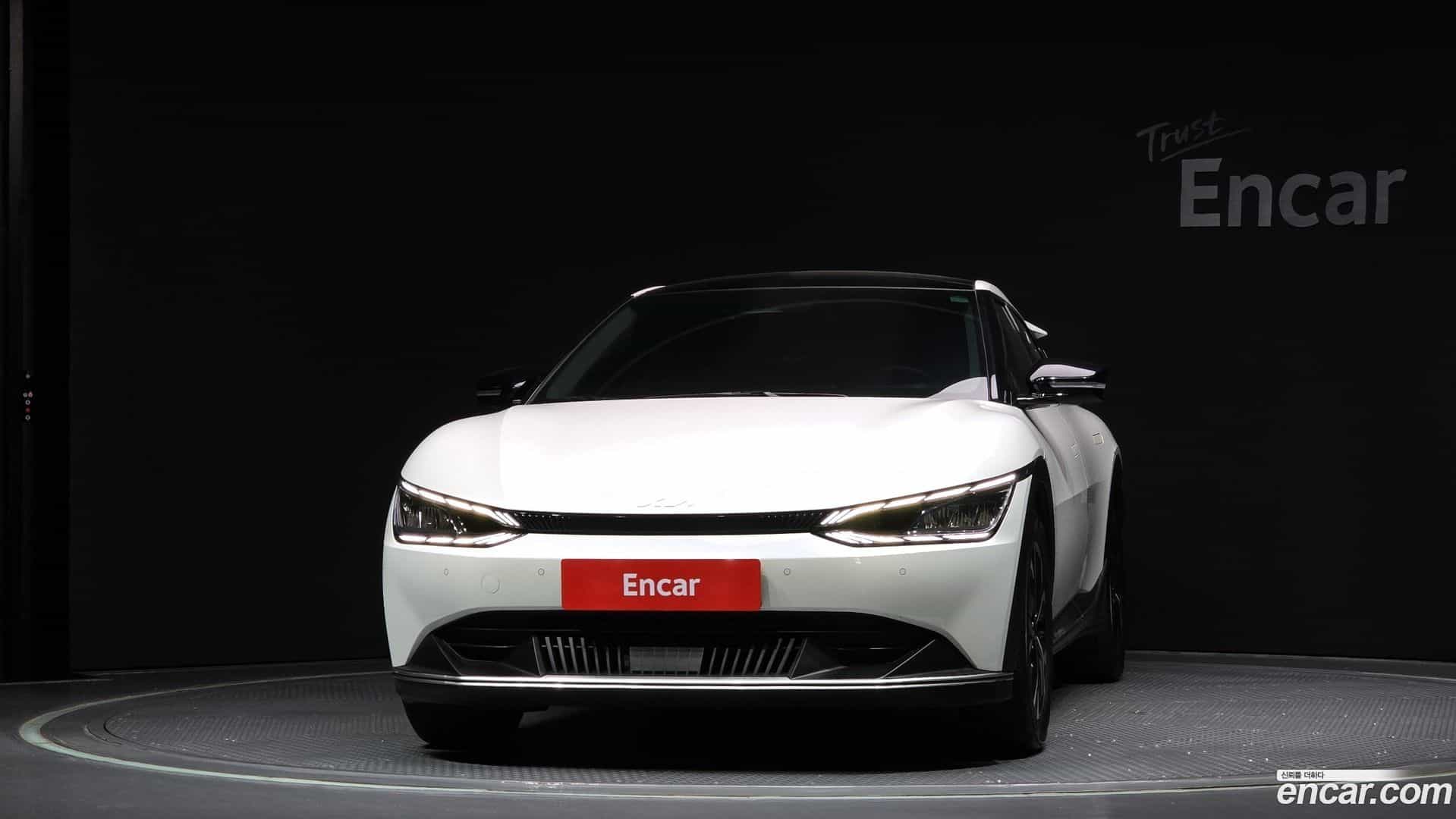 EV6 Kia 2023.4-OUTER-003