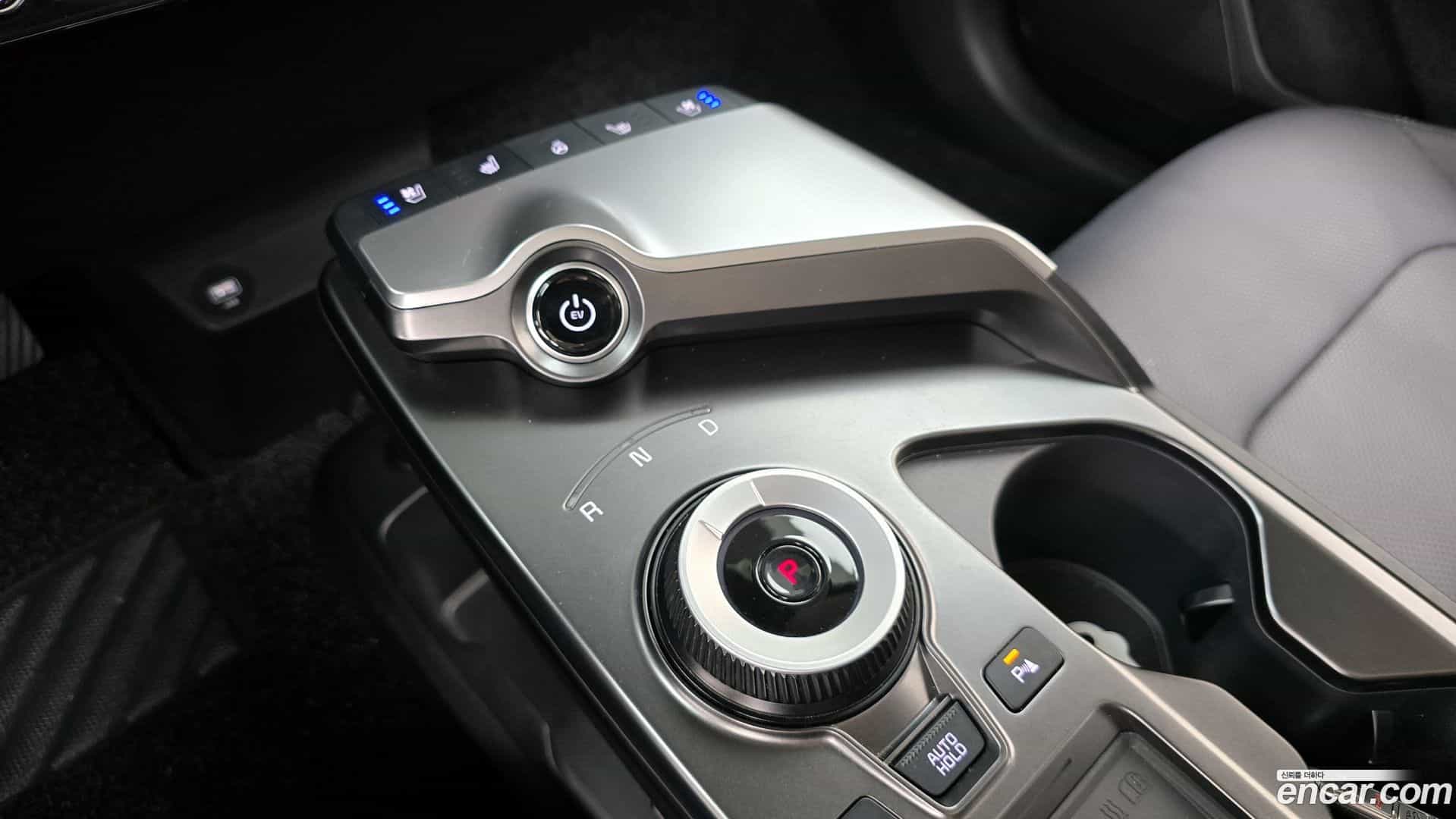 EV6 Kia 2023.4-INNER-009