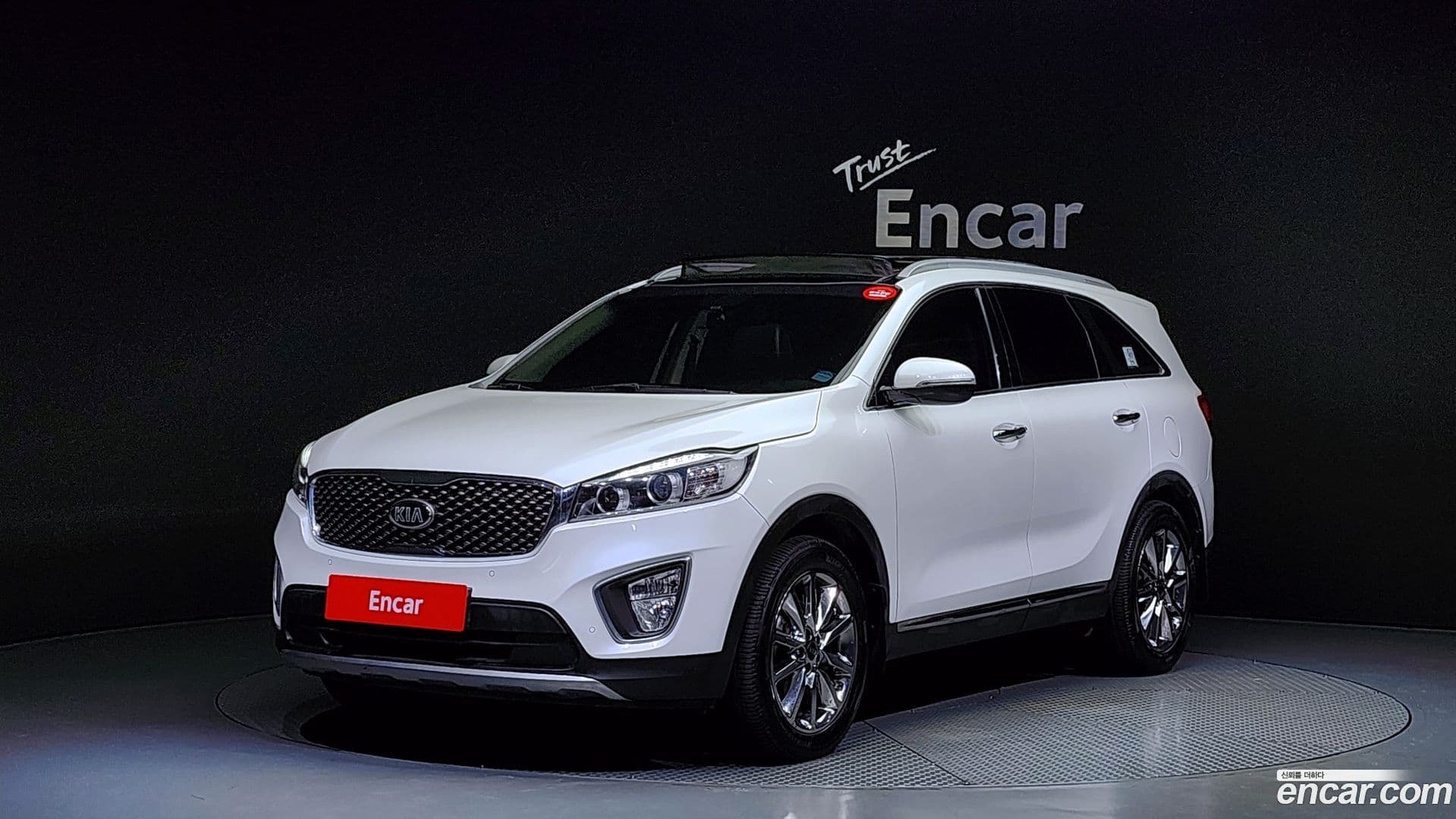 Main__Slider__Photo:Sorento Kia 2014.8-0