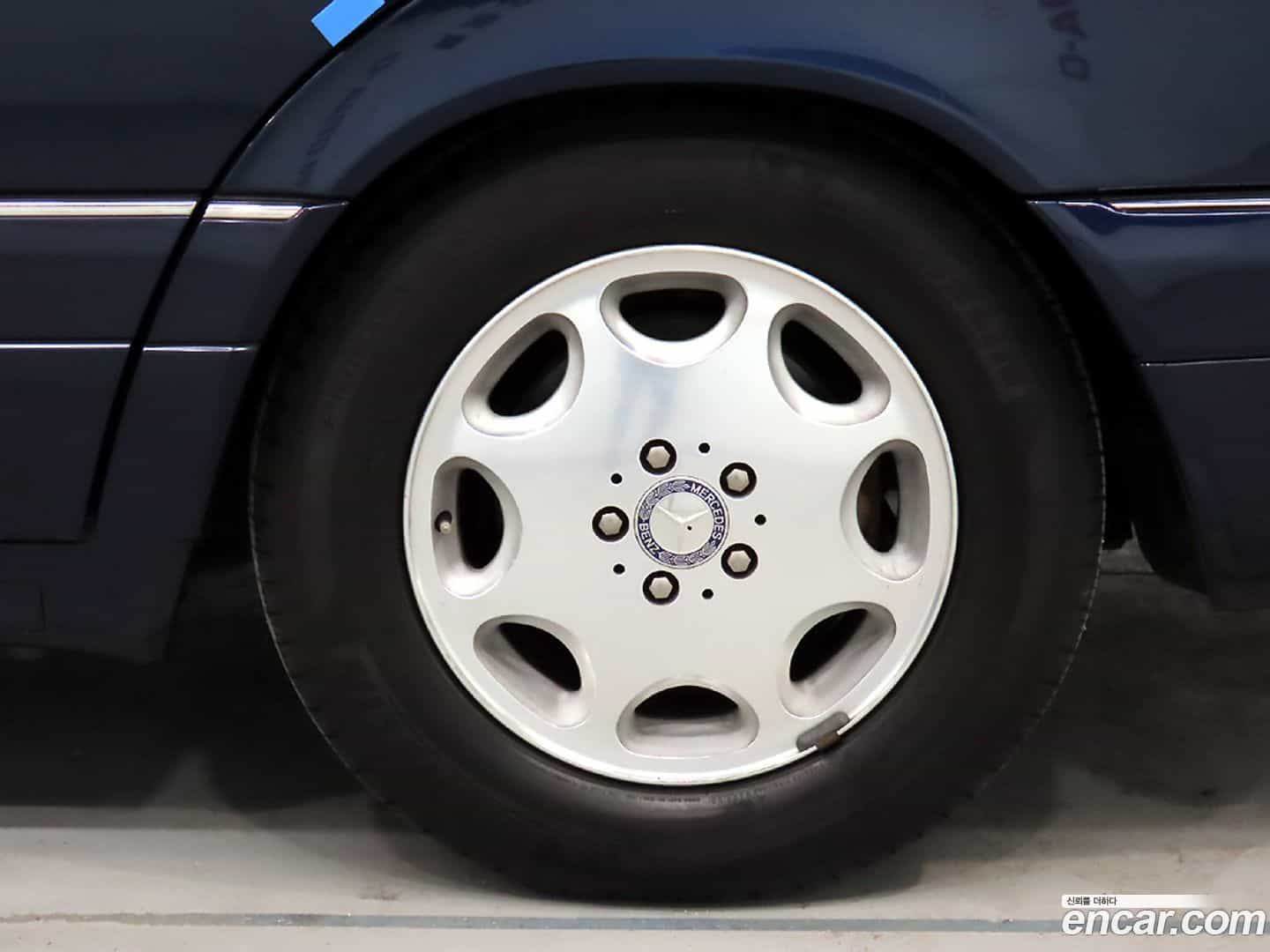 S-Class Mercedes-Benz 1995.1-OUTER-005