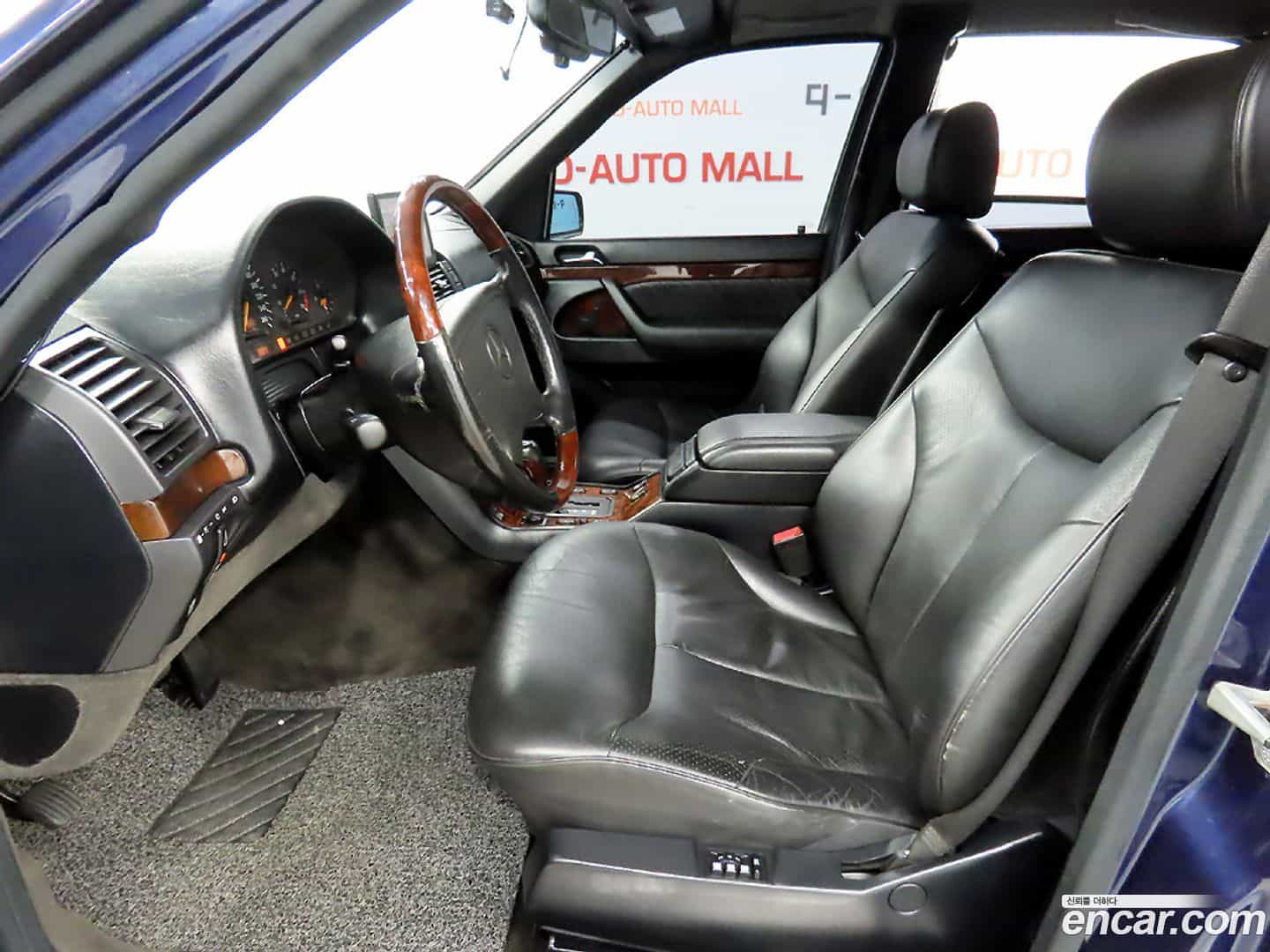 S-Class Mercedes-Benz 1995.1-INNER-010