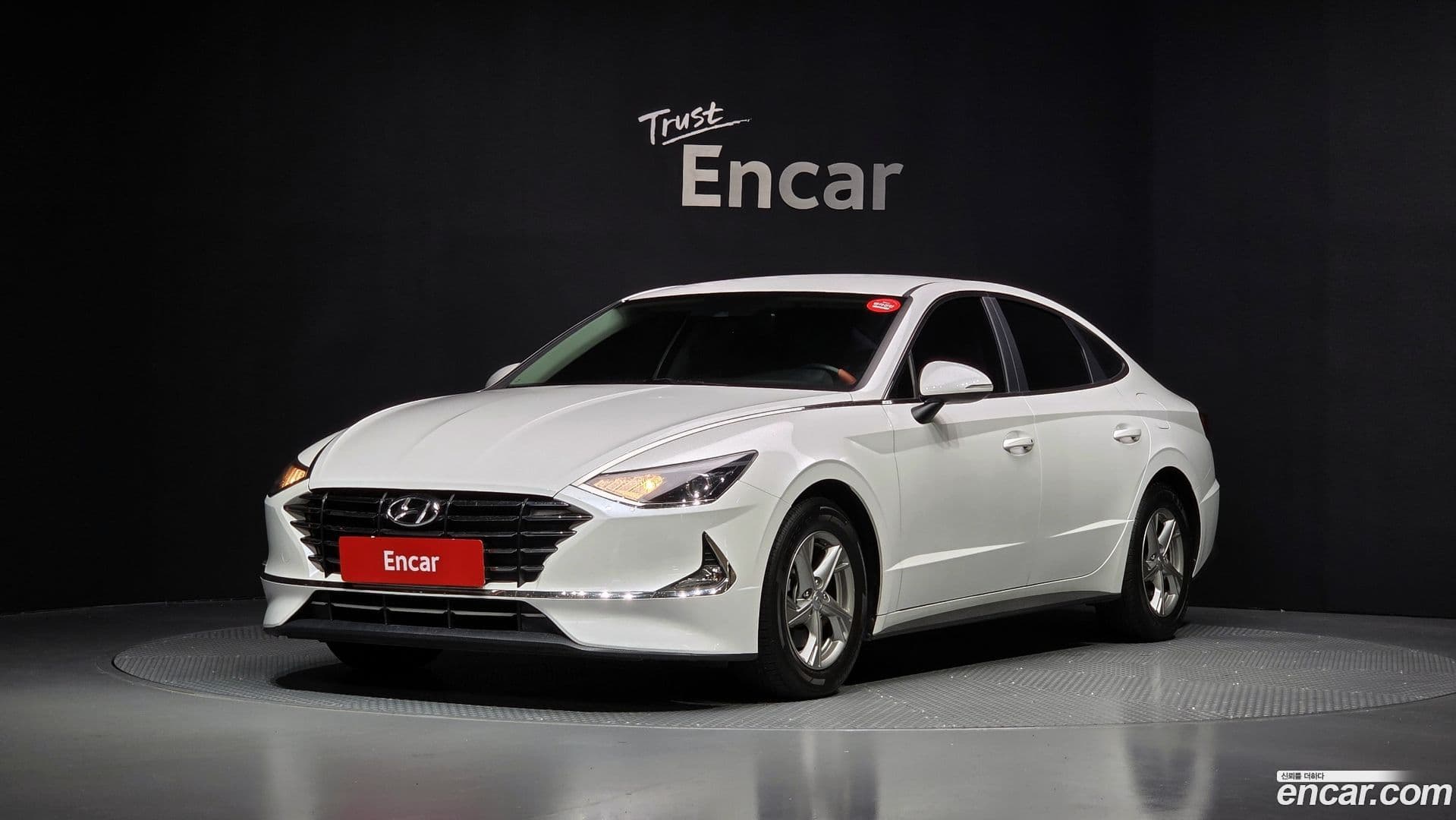 Main__Slider__Photo:Sonata Hyundai 2019.4-0