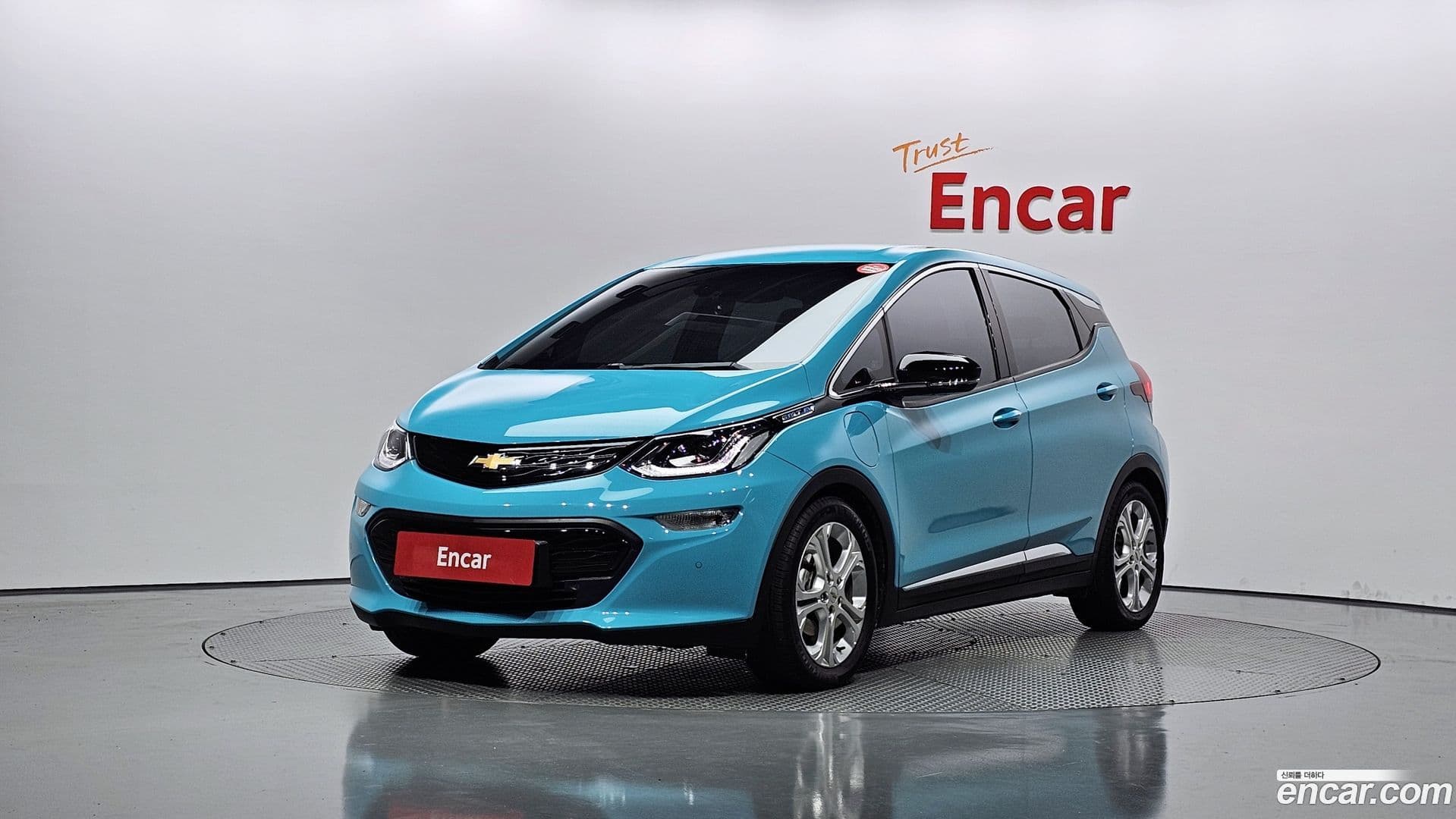 Main__Slider__Photo:Bolt EV Chevrolet 2020.9-0
