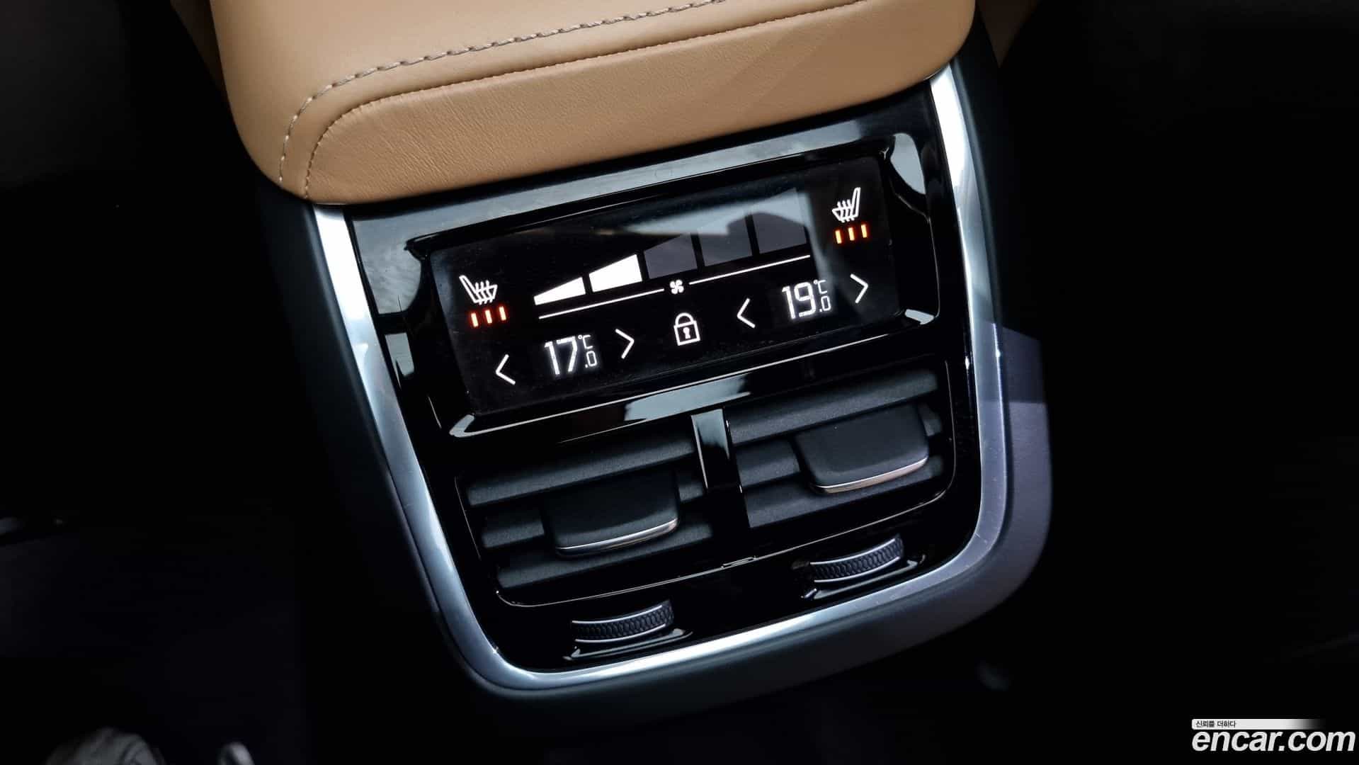XC60 Volvo 2019.5-OPTION-022