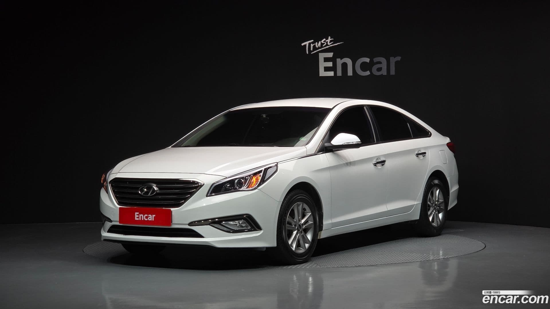 Main__Slider__Photo:Sonata Hyundai 2015.4-0