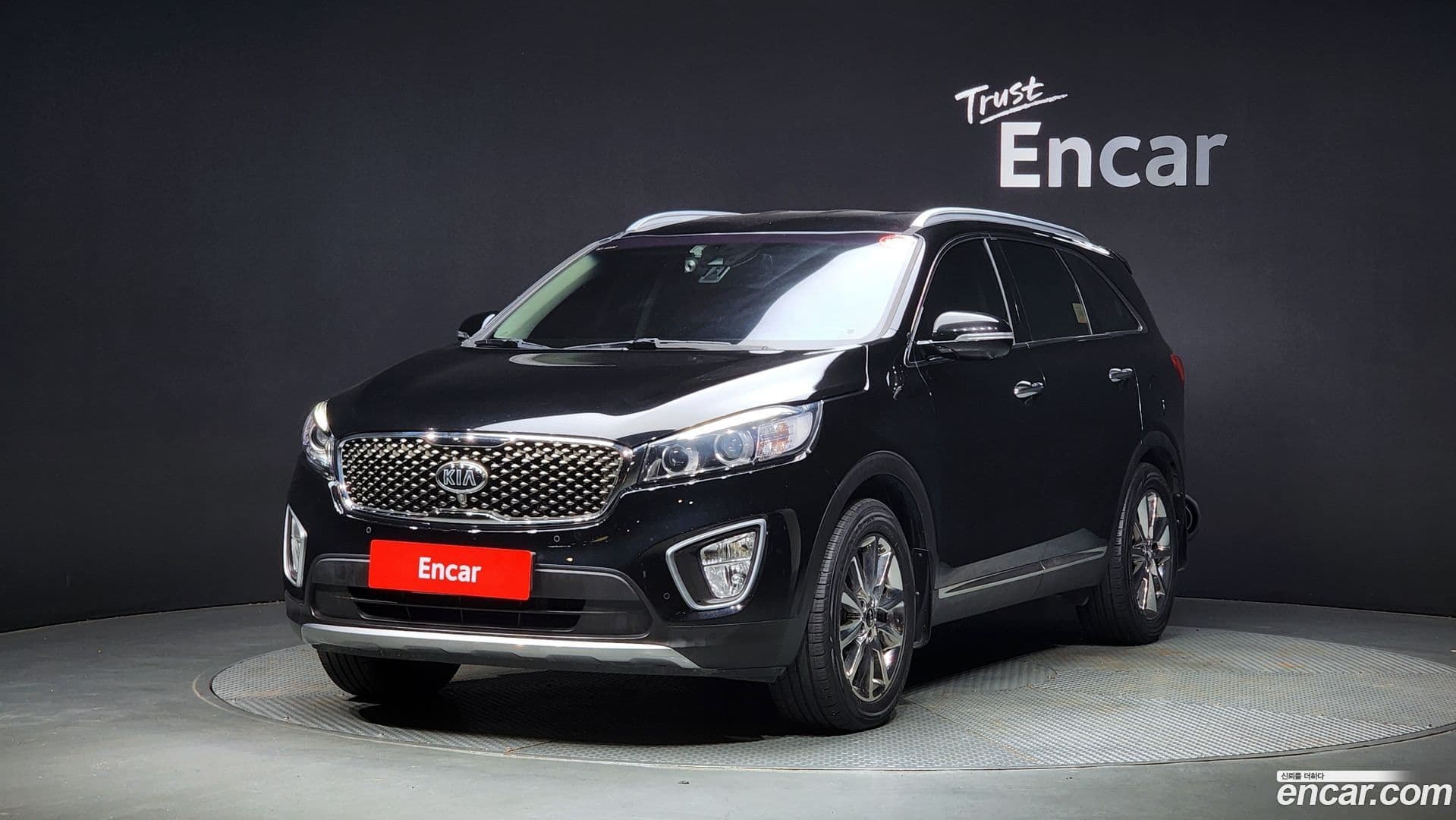 Main__Slider__Photo:Sorento Kia 2015.3-0