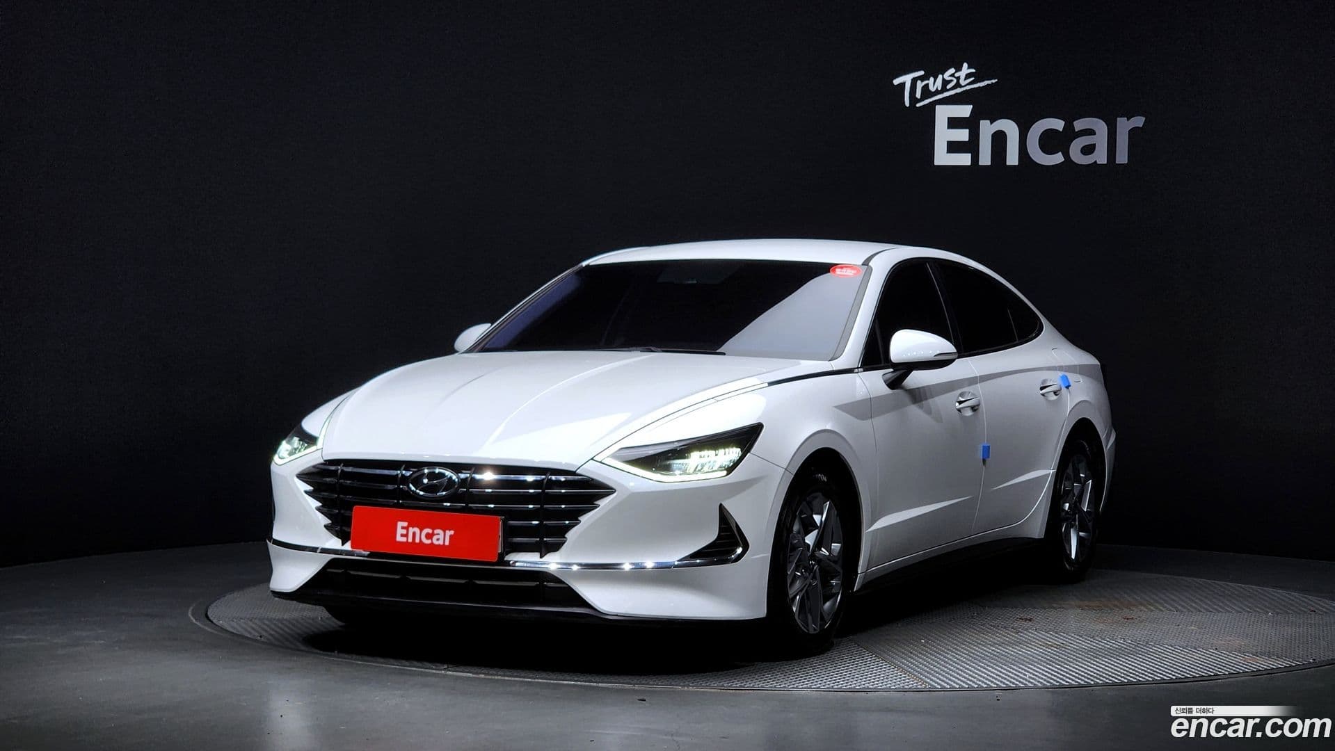 Main__Slider__Photo:Sonata Hyundai 2019.4-0