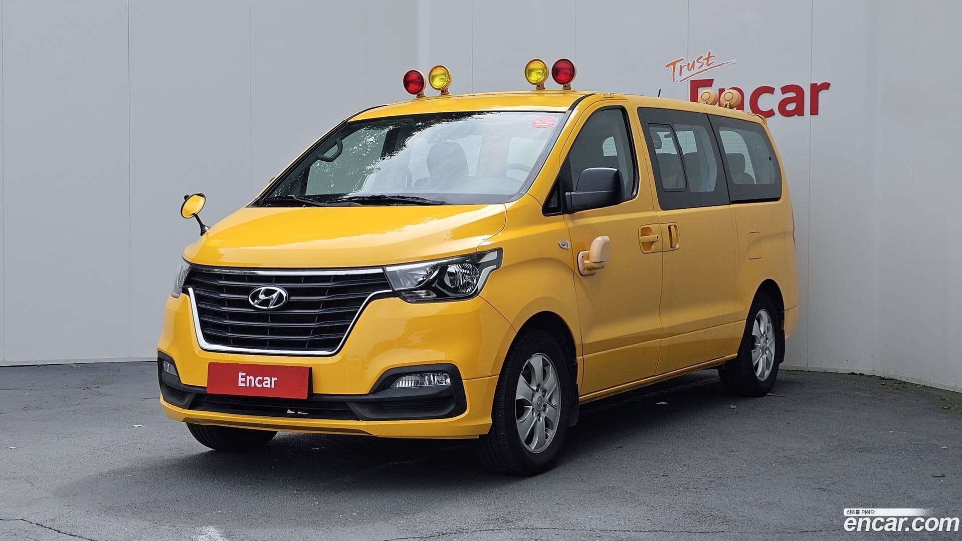 Main__Slider__Photo:Starex Hyundai 2018.8-0