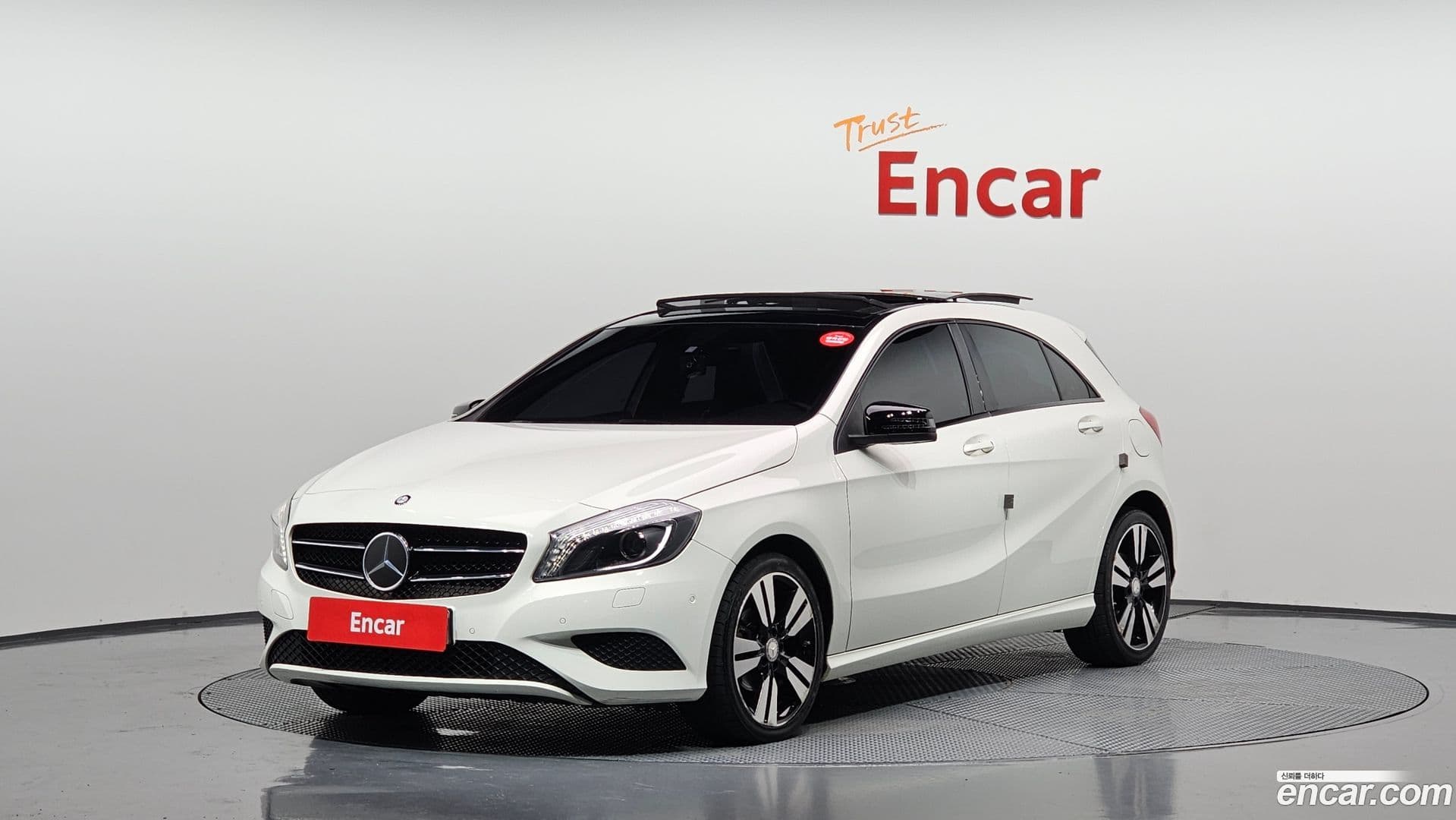 Main__Slider__Photo:A-Class Mercedes-Benz 2014.9-0
