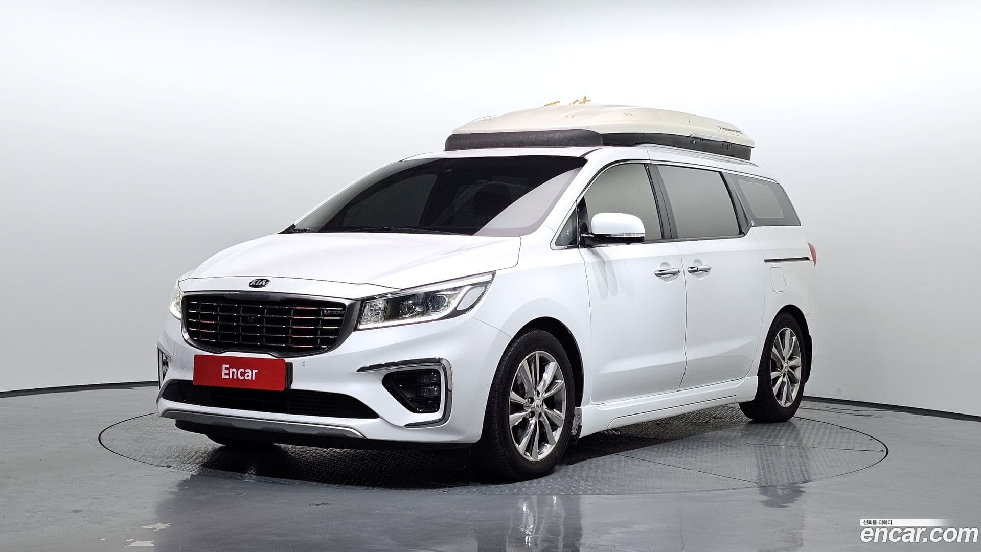 Main__Slider__Photo:Canival Kia 2019.0-0