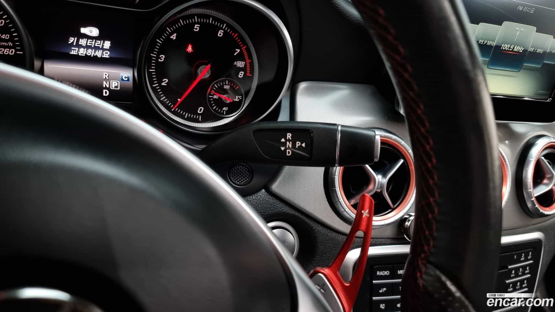 CLA-Class Mercedes-Benz 2017.9-INNER-009