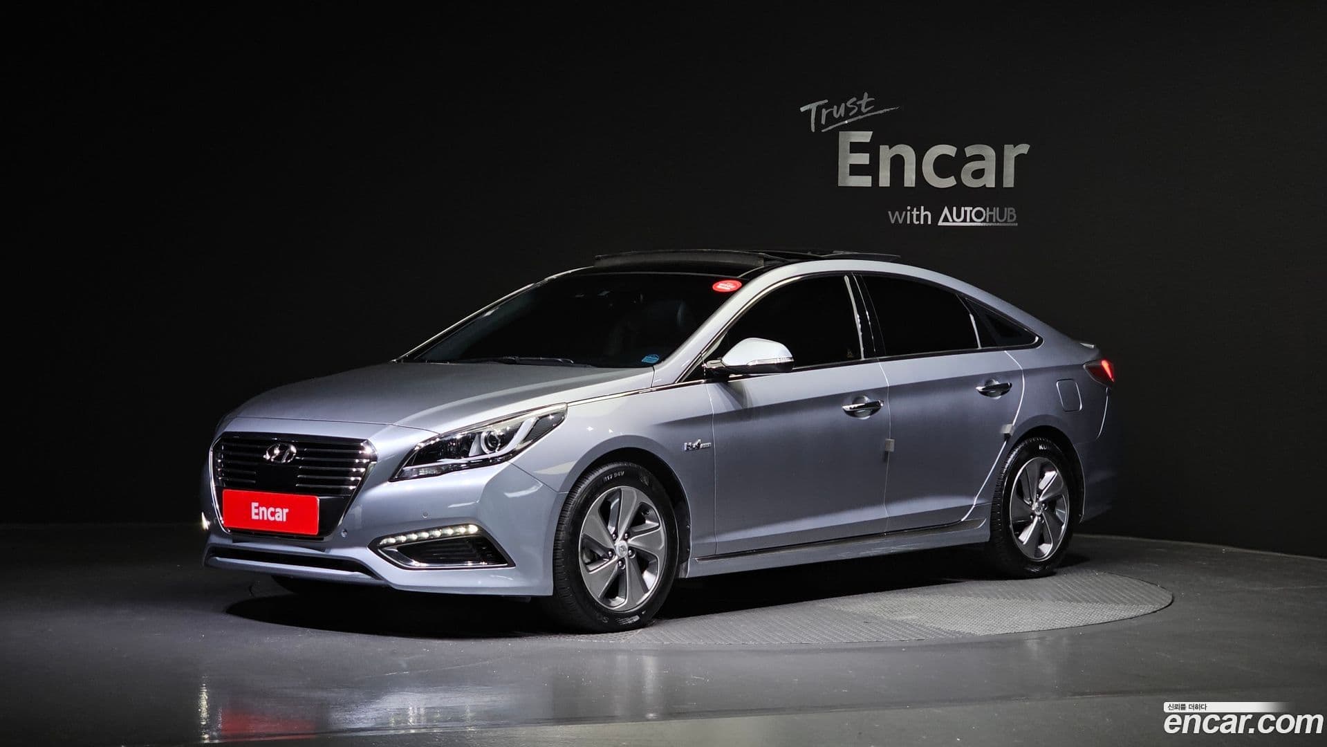 Main__Slider__Photo:Sonata Hyundai 2014.11-0