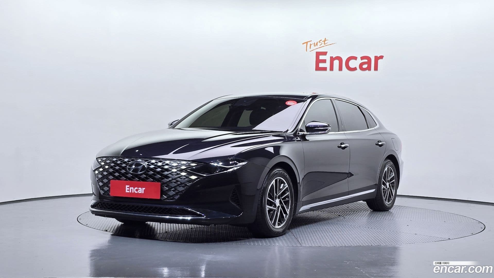 Main__Slider__Photo:Grandeur Hyundai 2021.0-0