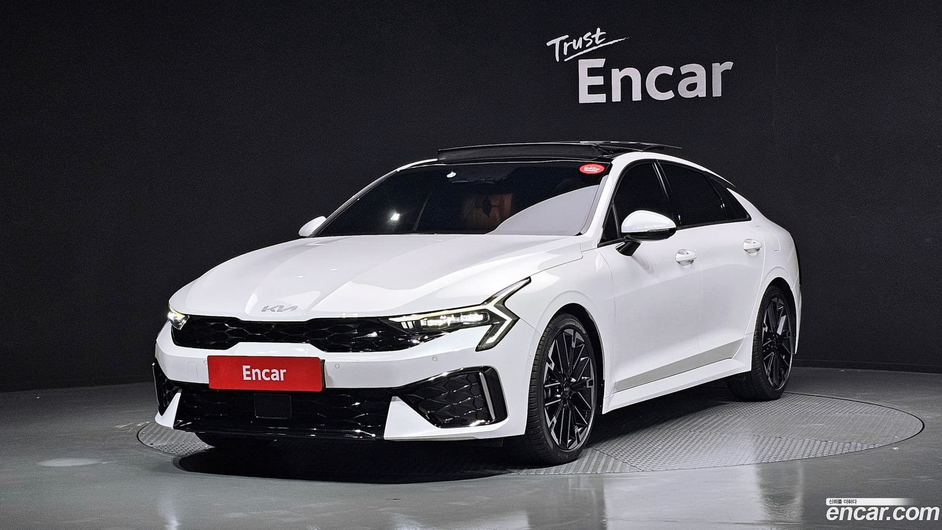 Main__Slider__Photo:K5 Kia 2024.0-0