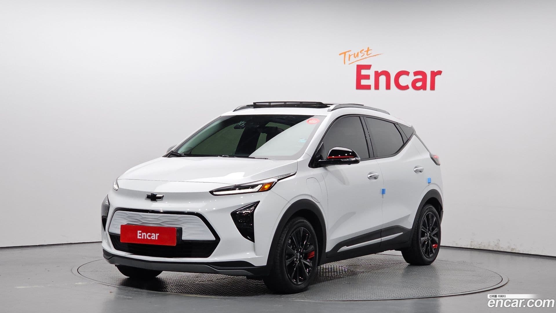 Main__Slider__Photo:볼트 EUV Chevrolet 2023.3-0
