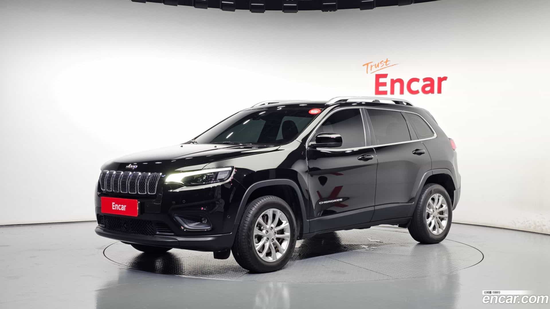 Cherokee Jeep 2018.9-OUTER-001