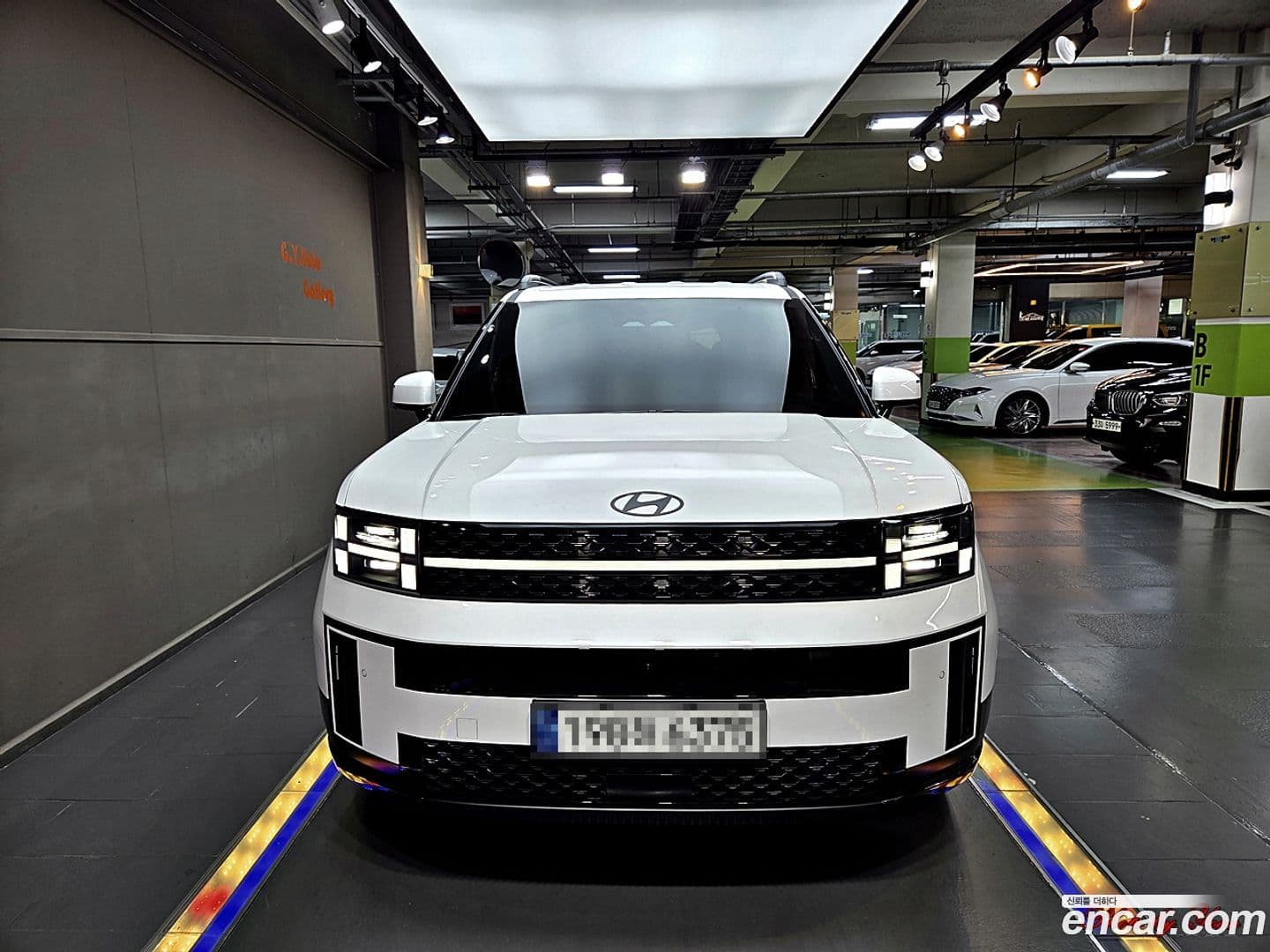 Main__Slider__Photo:Santafe Hyundai 2024.3-0