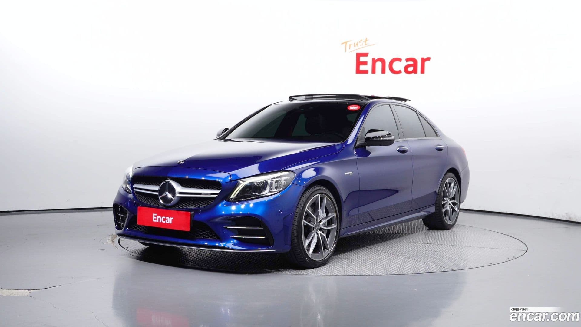 Main__Slider__Photo:C-Class Mercedes-Benz 2019.11-0