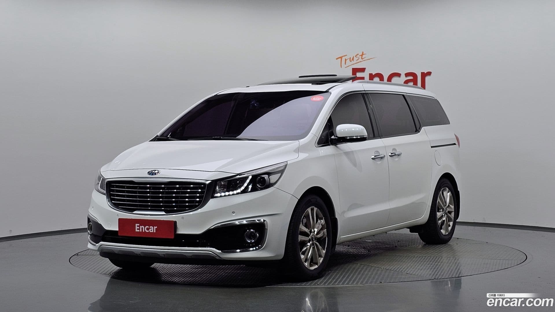 Main__Slider__Photo:Canival Kia 2014.7-0