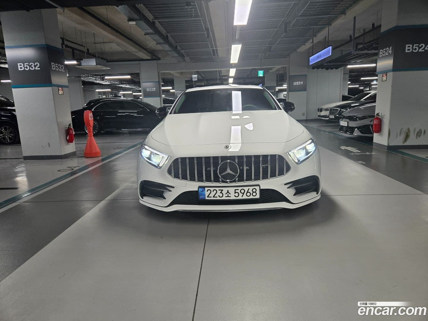 Main__Slider__Photo:CLS-Class Mercedes-Benz 2020.9-0