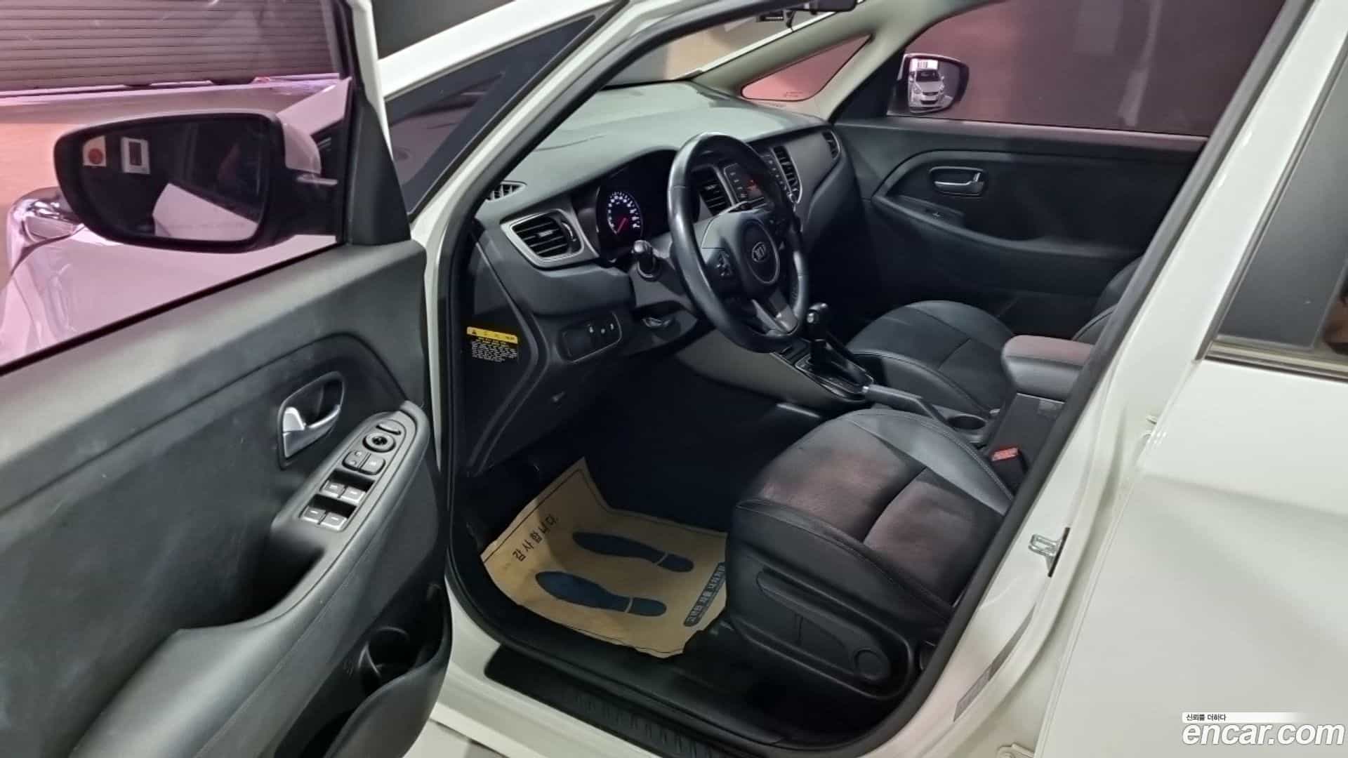 Carens Kia 2017.6-INNER-010
