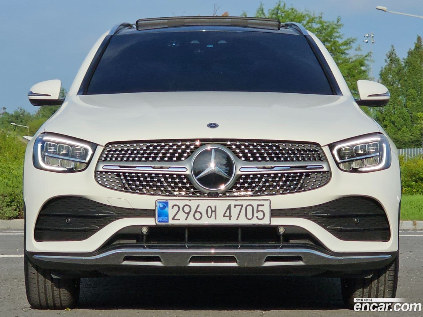 Main__Slider__Photo:GLC-Class Mercedes-Benz 2022.7-0